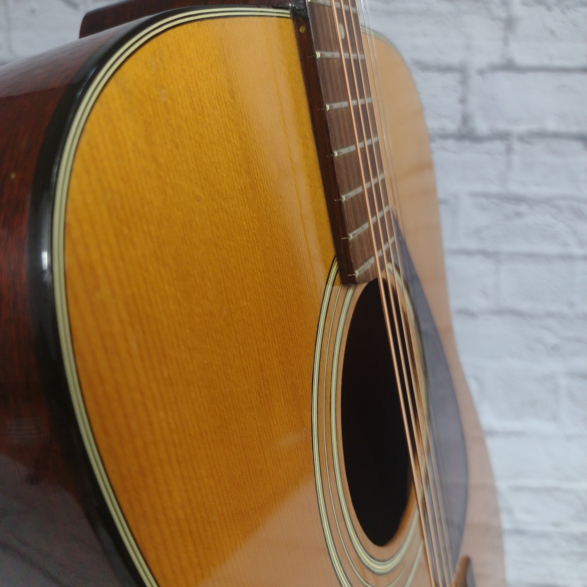 Yamaha Vintage 1970s FG200 Acoustic Guitar