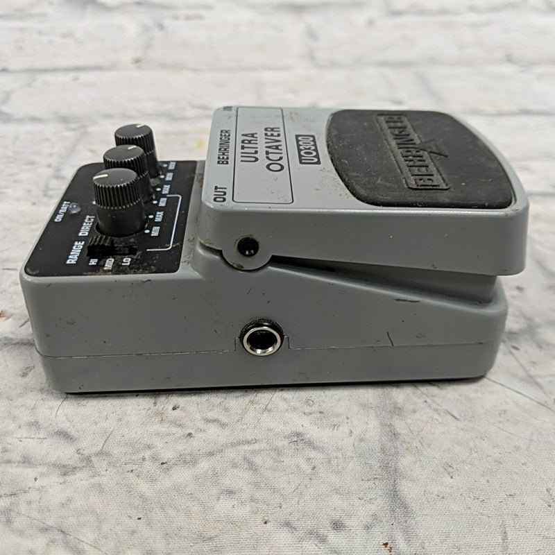 Behringer UO300 Ultra Octaver Pedal Evolution Music