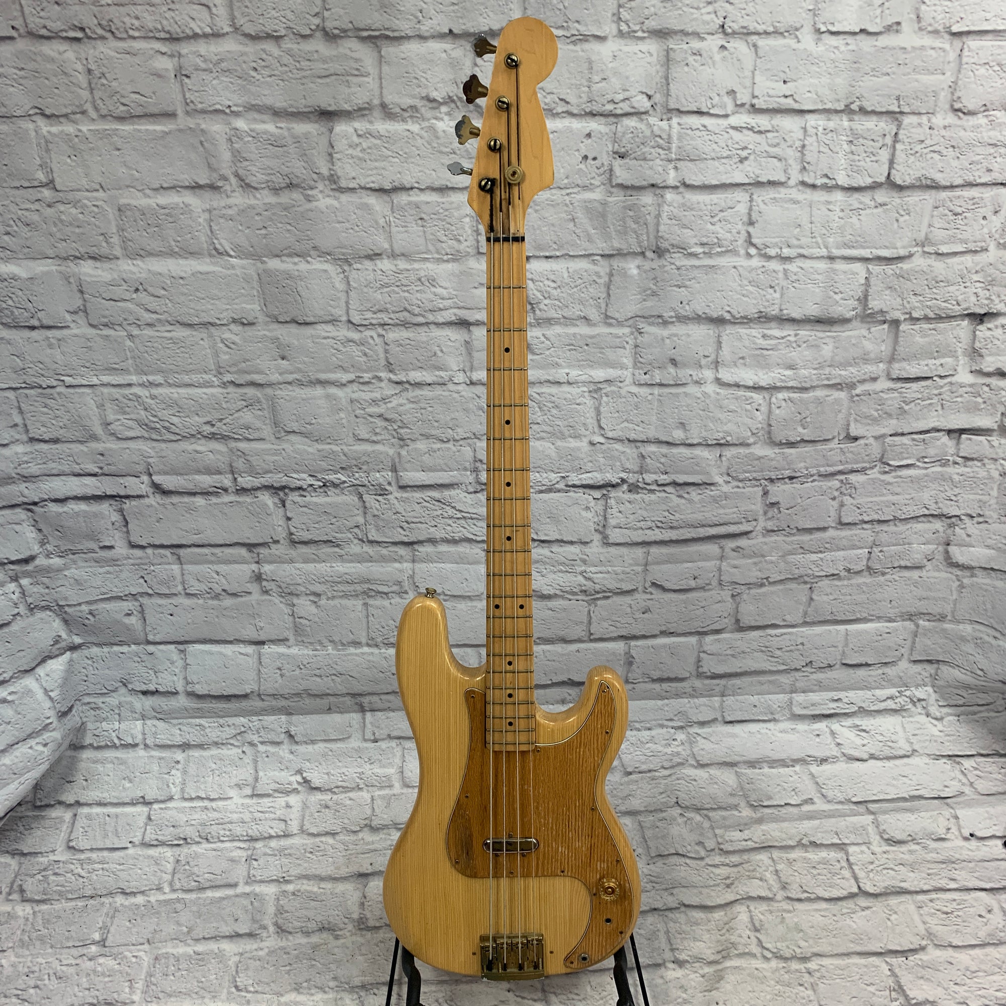 Davison Precision Style 4 String Bass