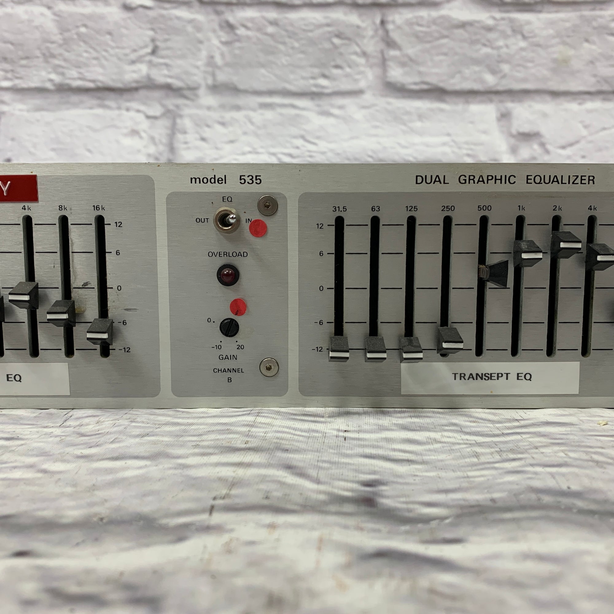 Urei EQ 535 Dual Ten-Band Equalizer