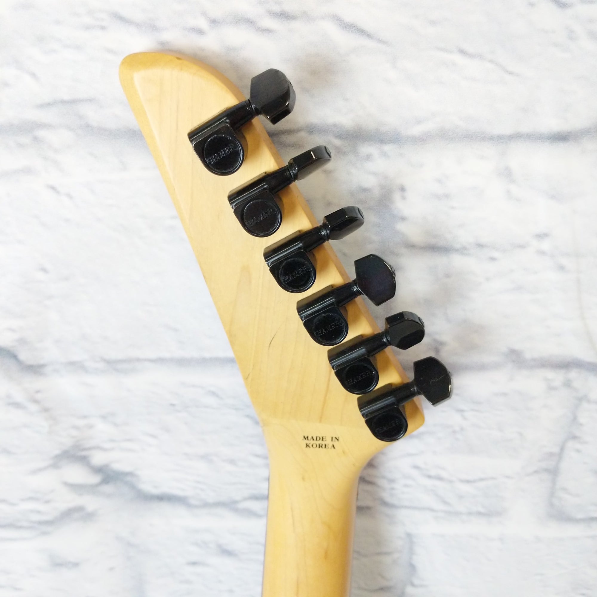 Hamer Slammer Series Centaura Red Sparkle Electric Guitar