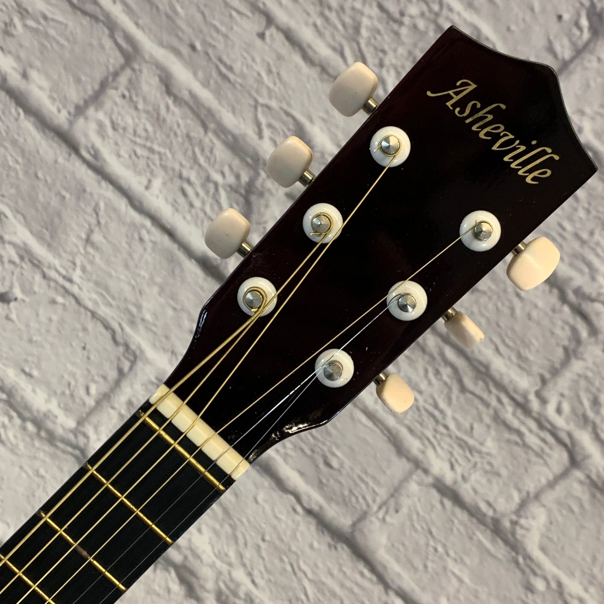 Asheville WE-34 3/4 Size Acoustic Guitar