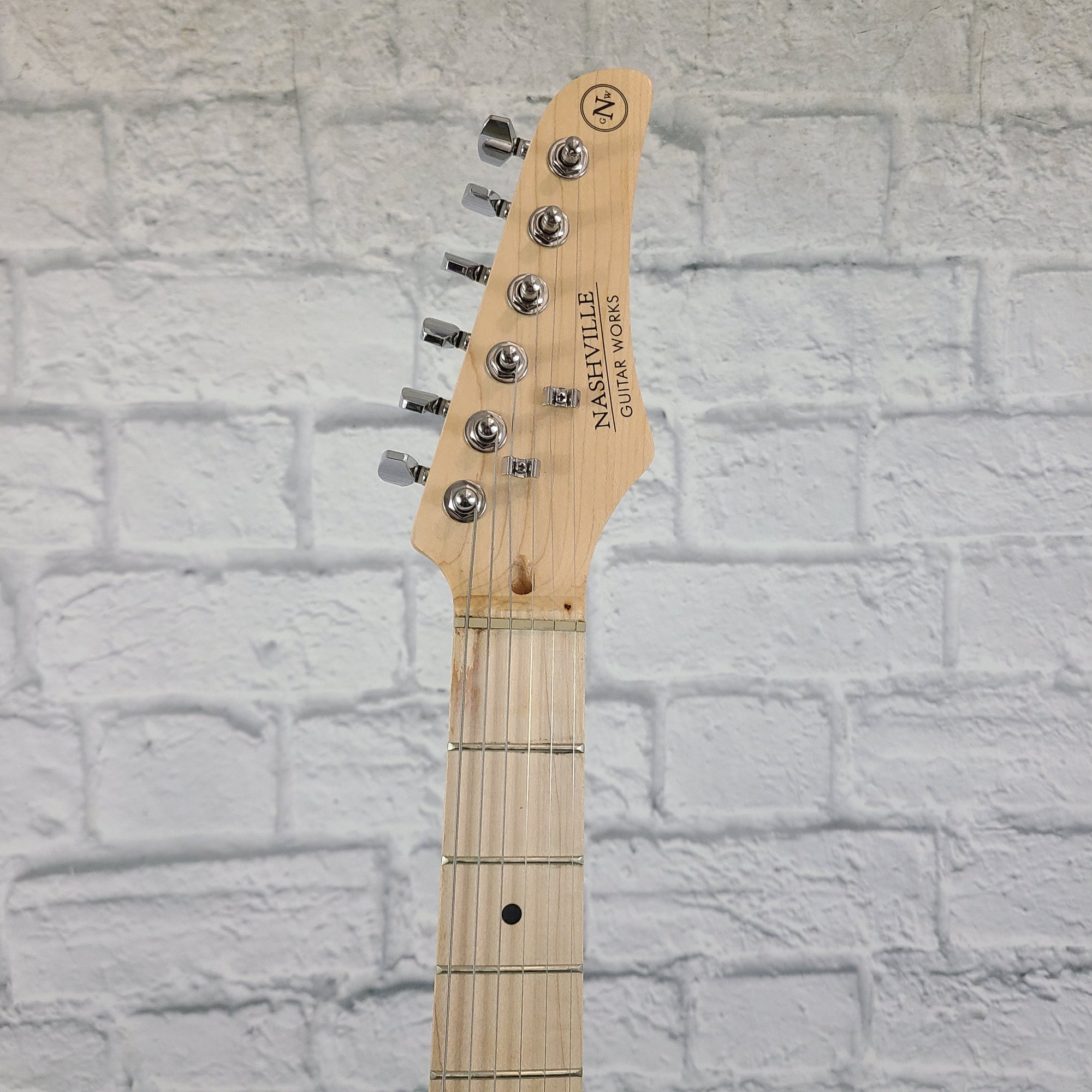 Nashville Guitar Works 135 Double Cutaway - Red, Maple Fretboard