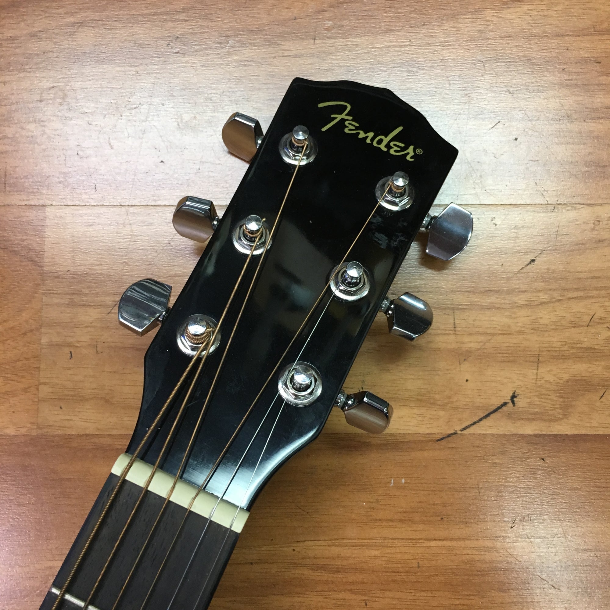 Fender DG-60 Acoustic Guitar
