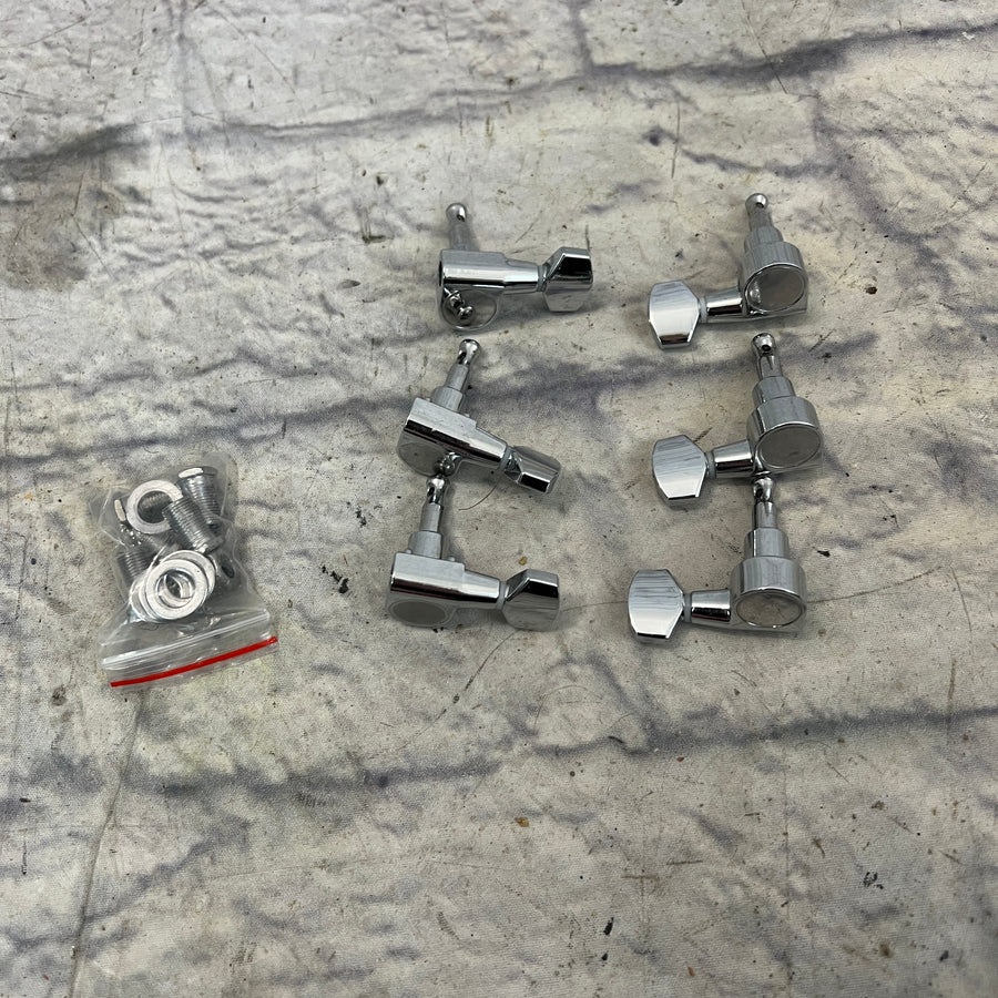 Unknown Fender Style Tuners