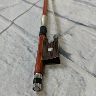 No Name 4/4 violin bow