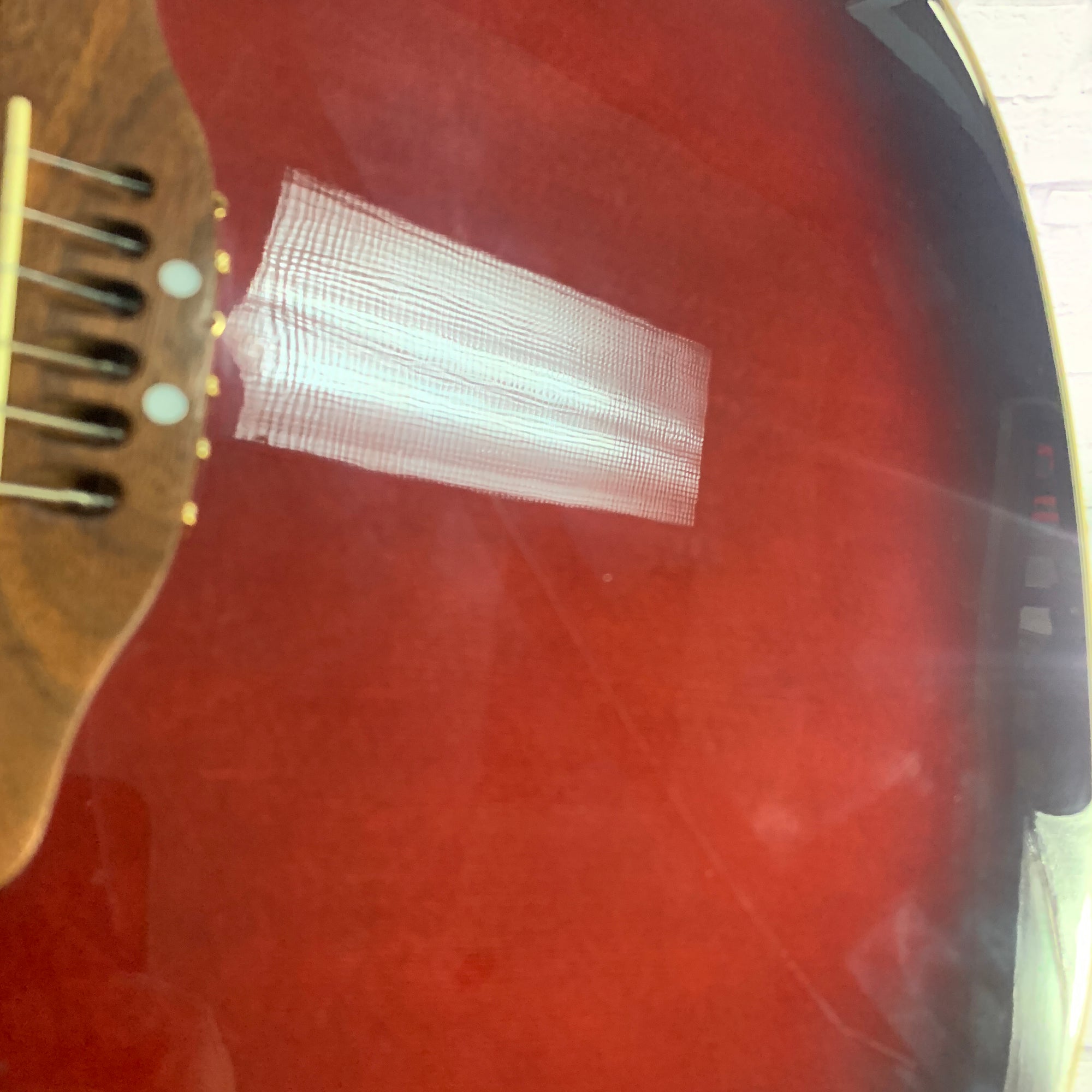 Ovation Celebrity CS257 Acoustic Guitar