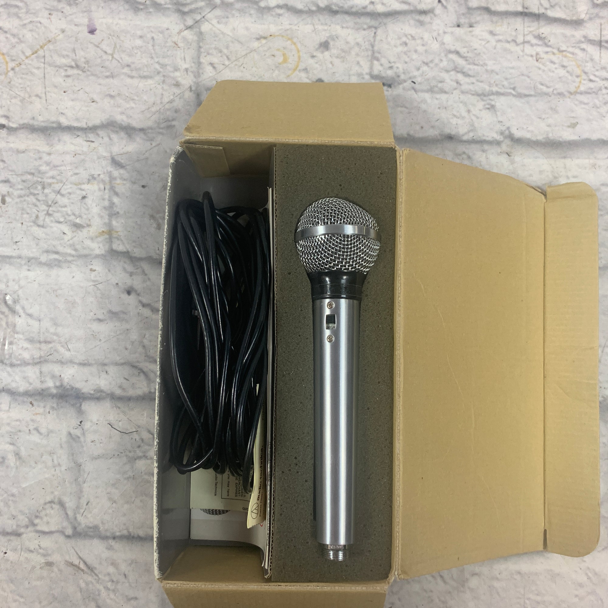 Audio Technica Apollo Handheld Dynamic Microphone AS IS