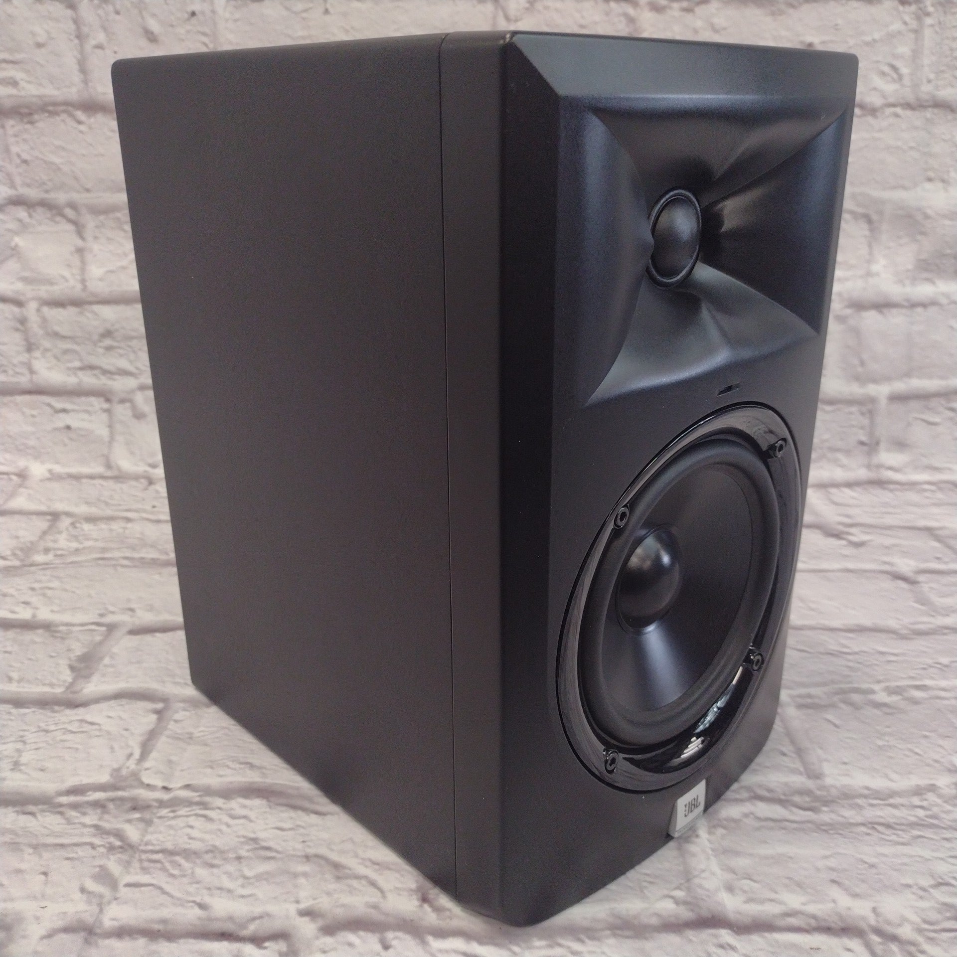 JBL LSR305 Single Studio Monitor