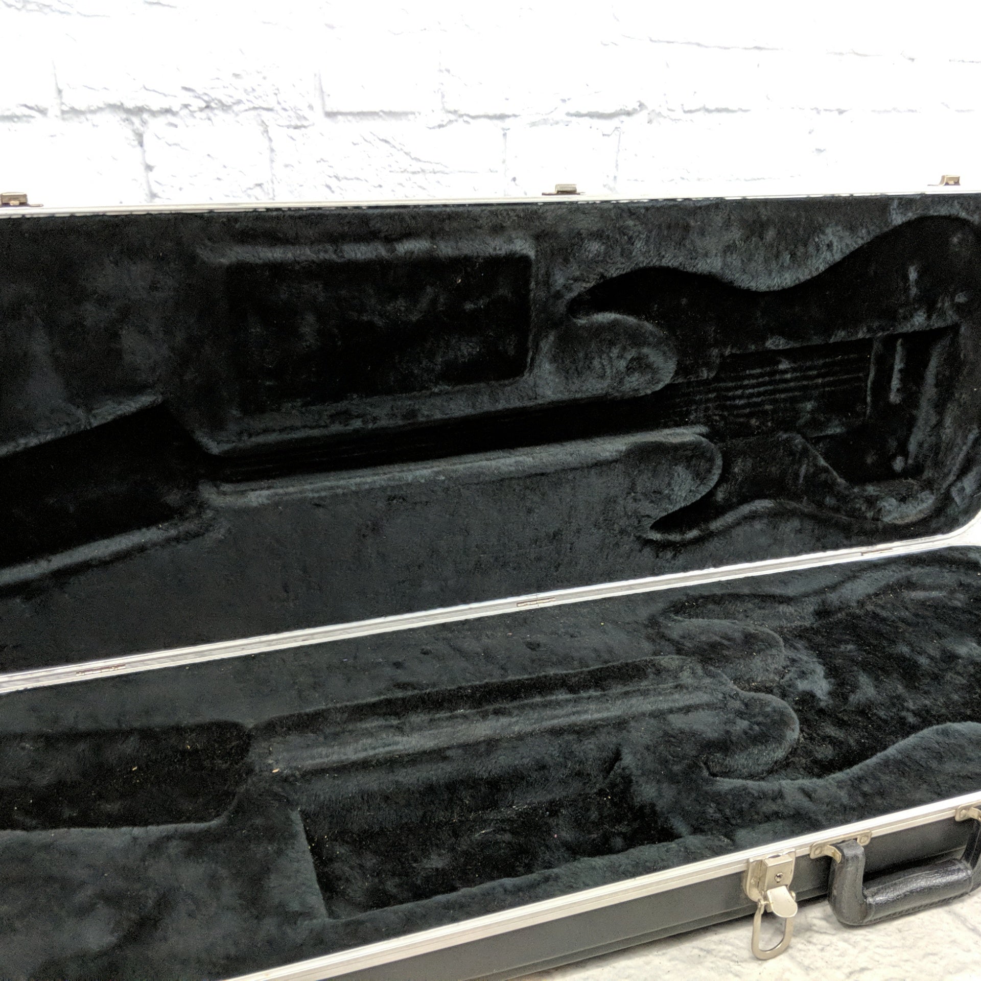 1980's Yamaha RGX Hardshell SKB Style Tour Hardshell Case