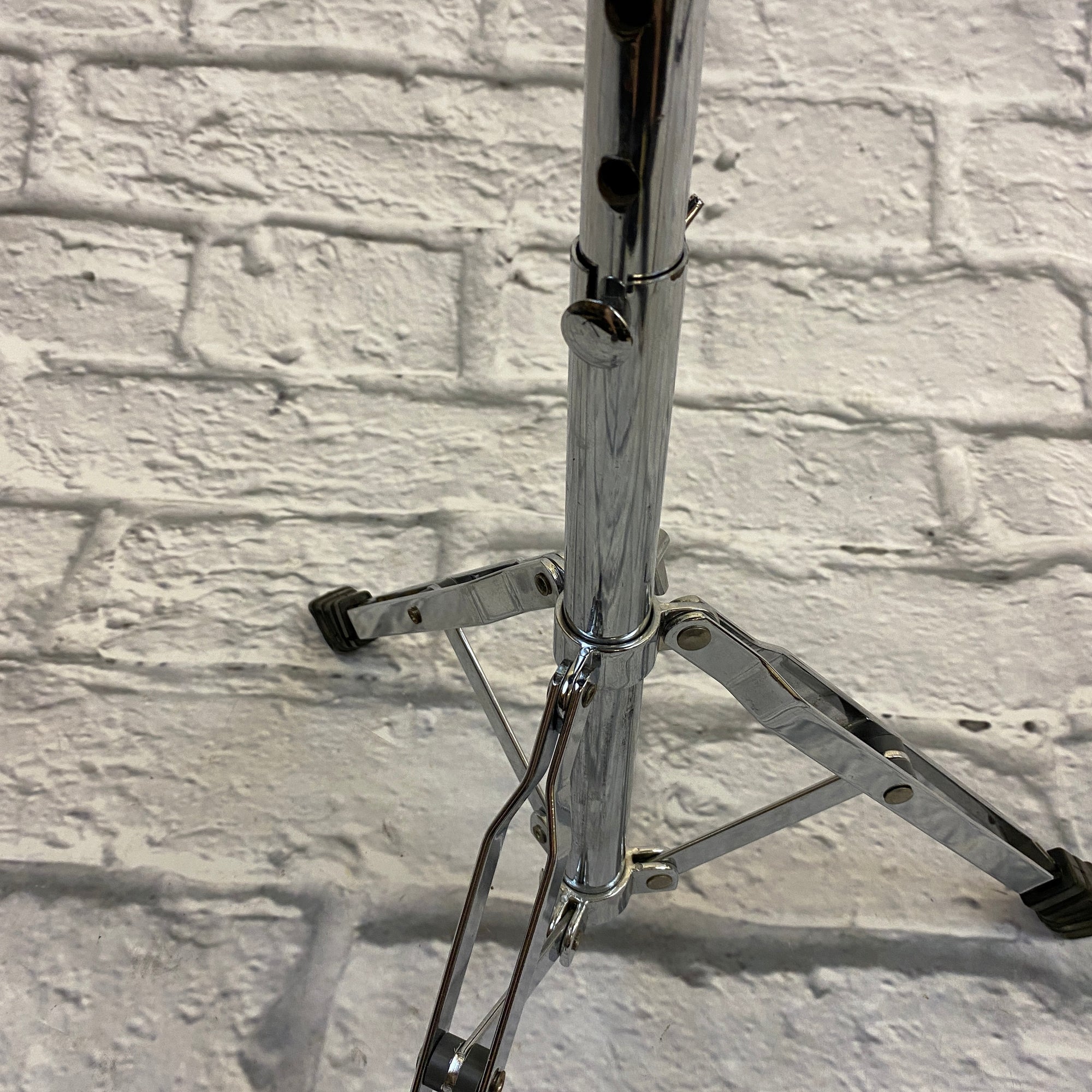 Unknown Drum Throne