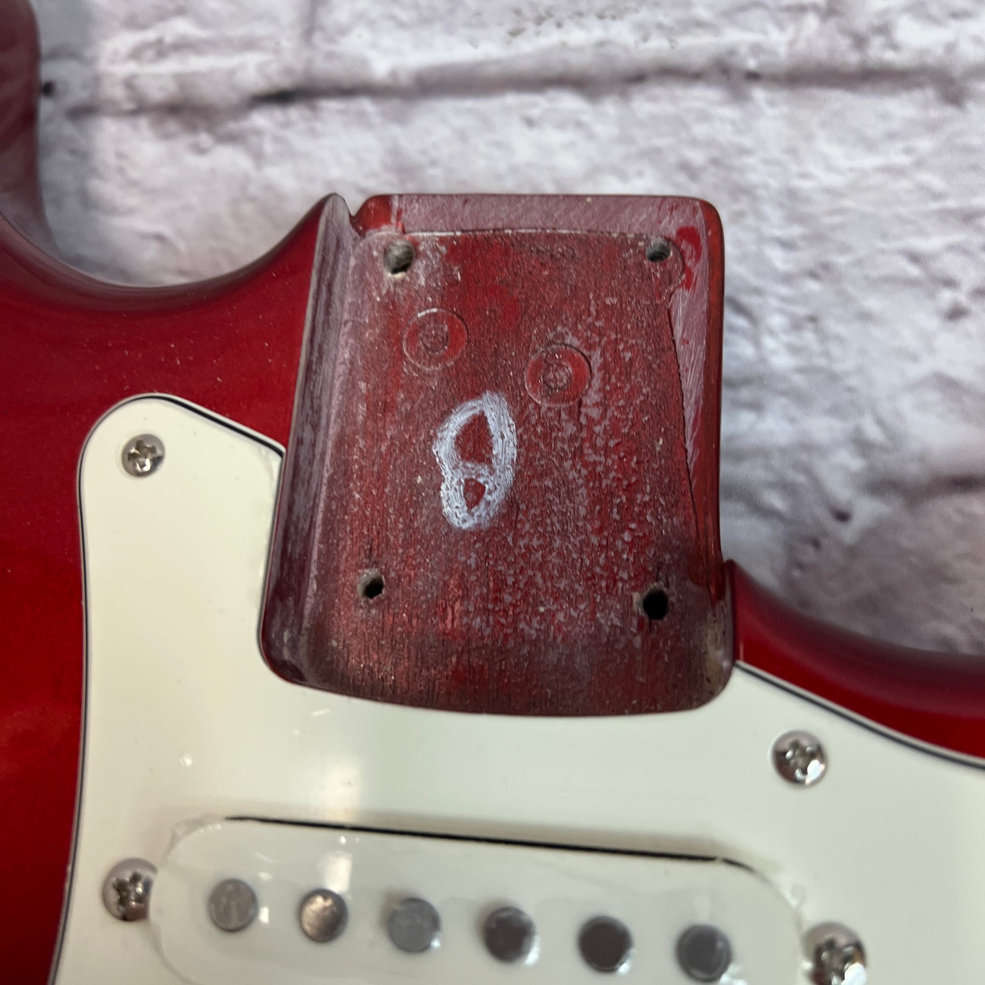 Squier Classic Vibe 60's Stratocaster Loaded Body Candy Apple Red