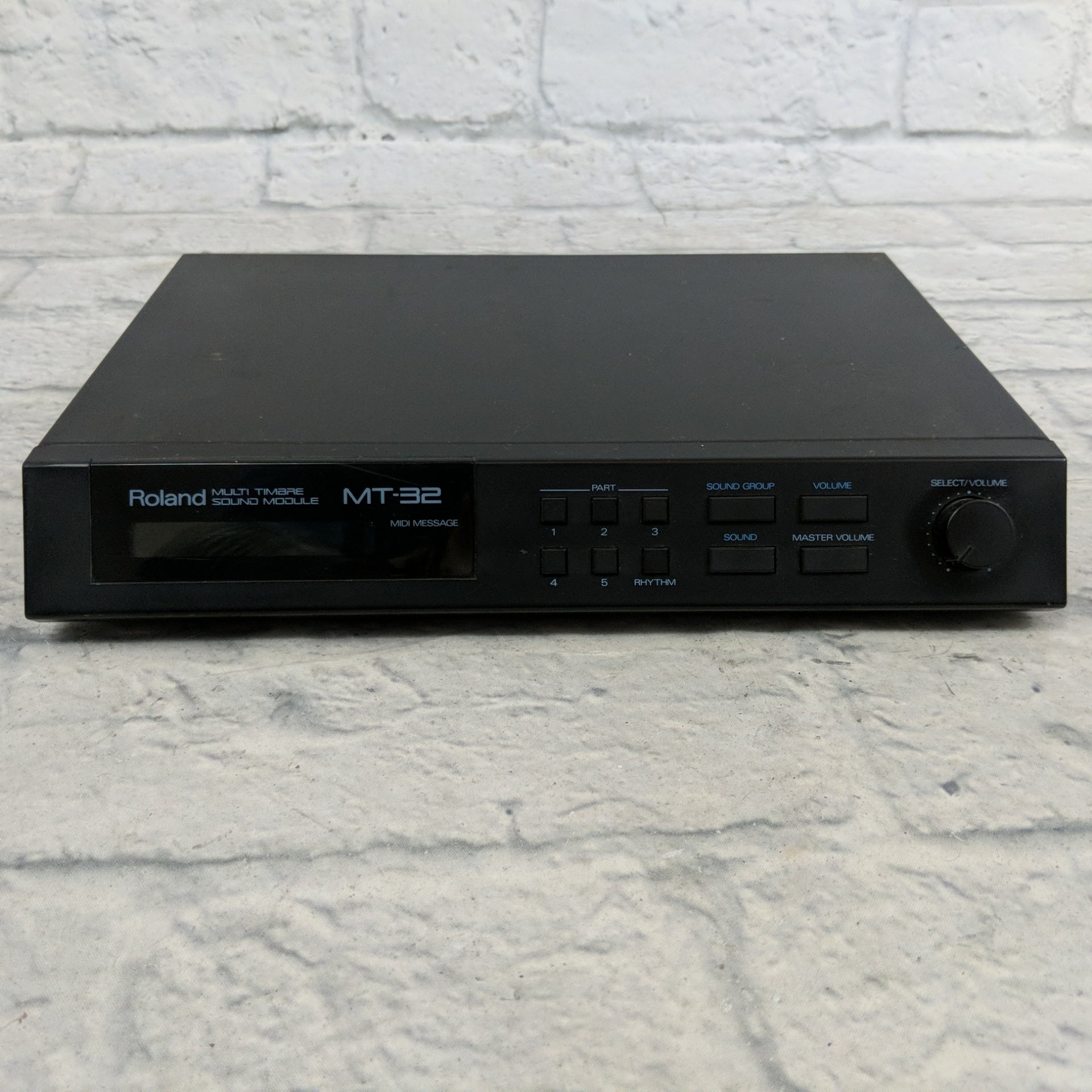 Vintage 1980s Roland MT-32 Multi Timbre Sound Module