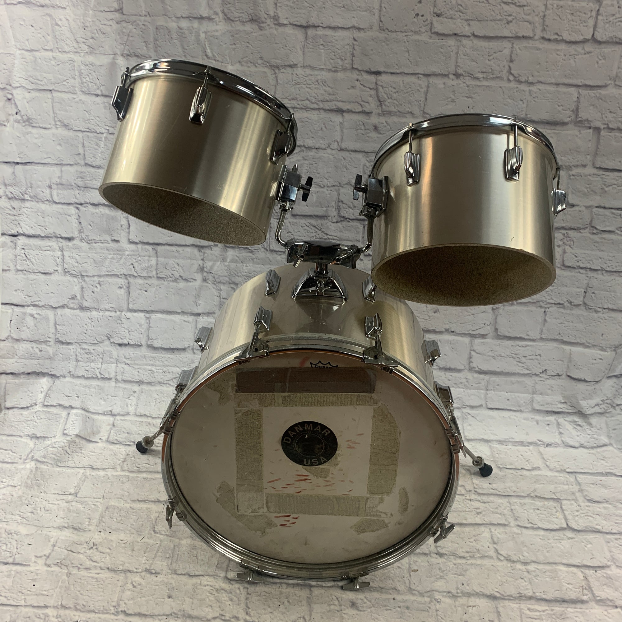 Tama MIJ Imperialstar Zola Coat  Drum Kit - Metallic White