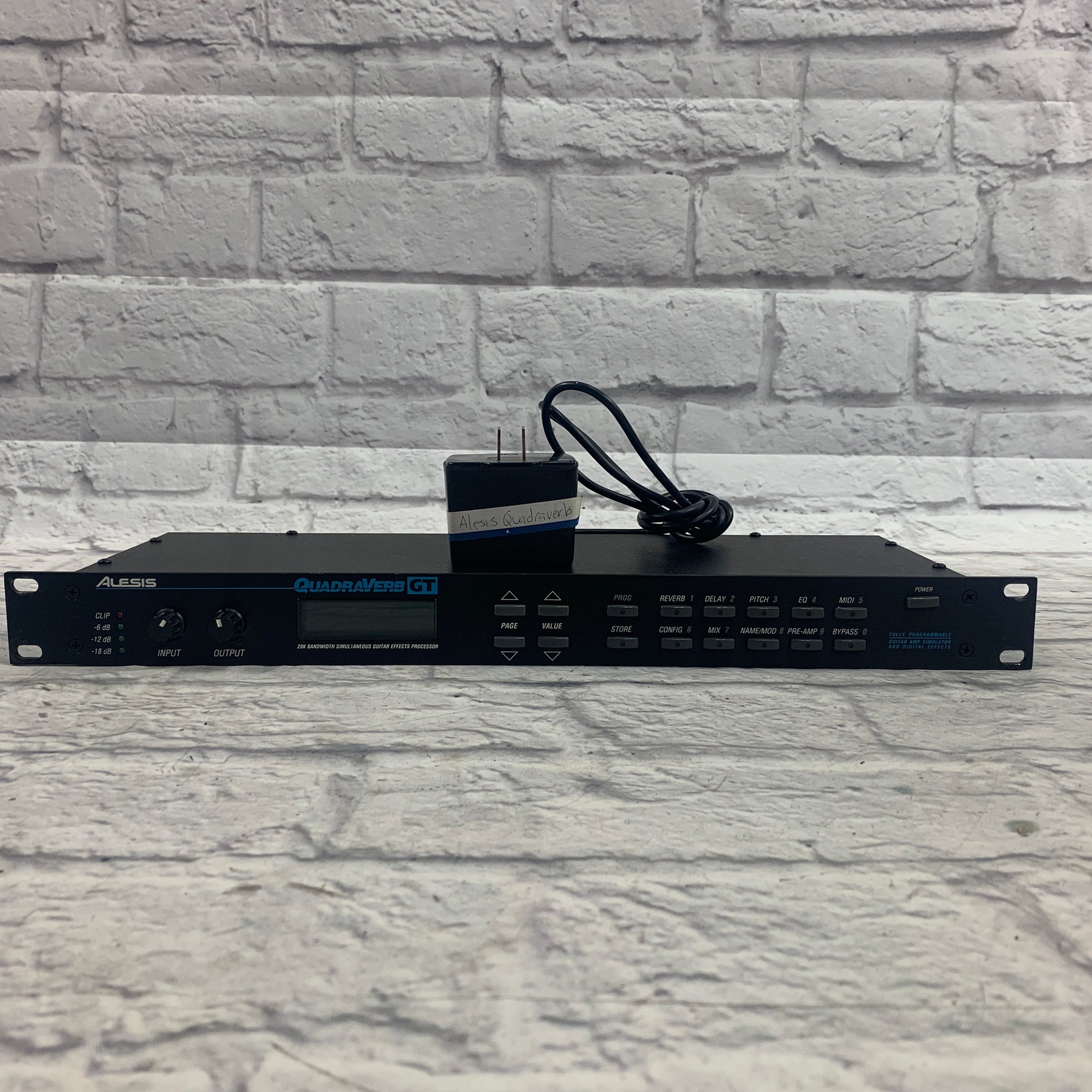 Alesis Quadraverb GT Multieffects with Power Supply