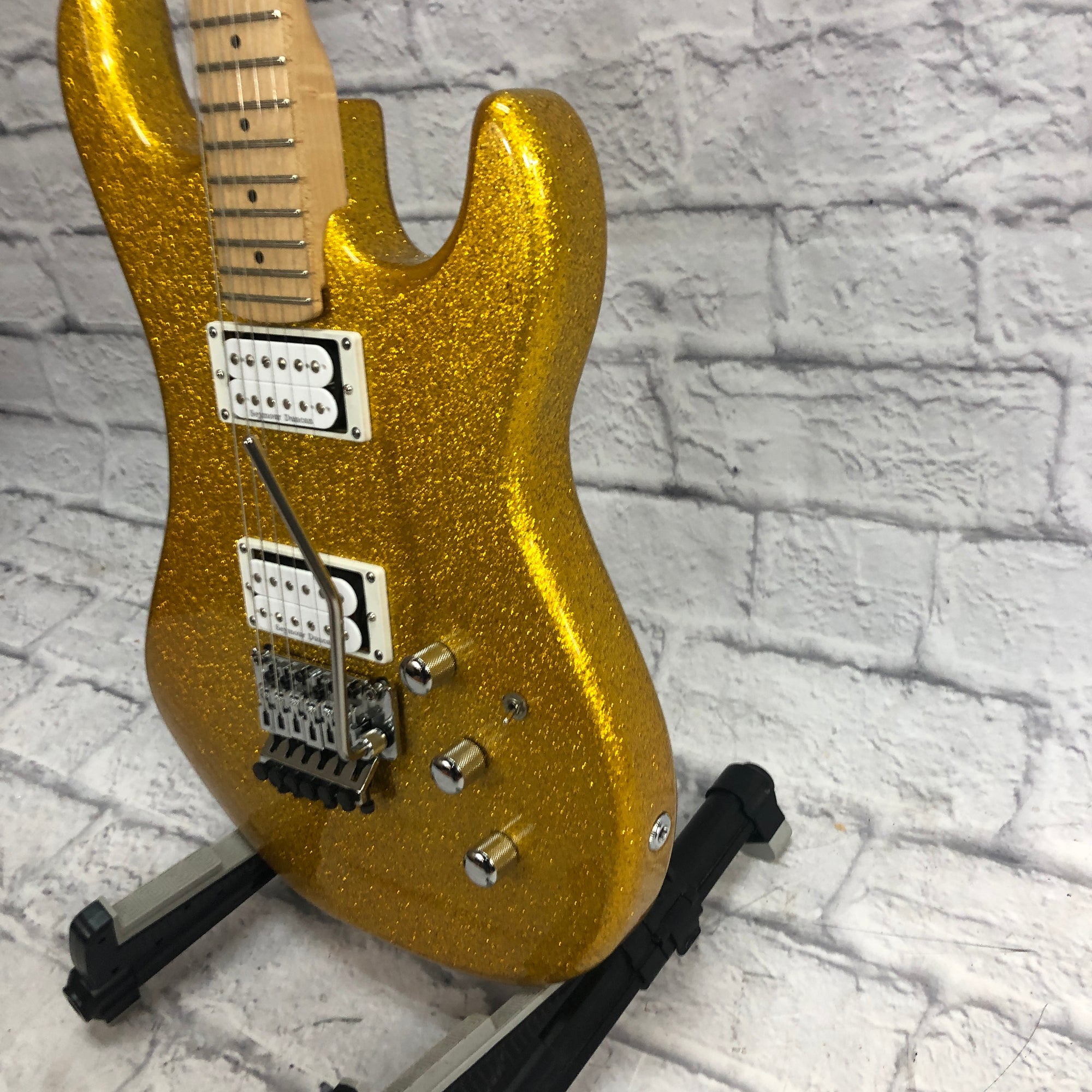 Kramer Limited Edition Pacer Gold Sparkle - Evolution Music