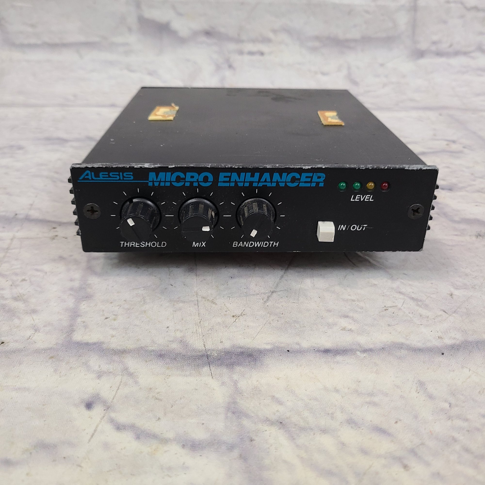 Alesis Micro Enhancer Dynamic Semiparametric Equalizer