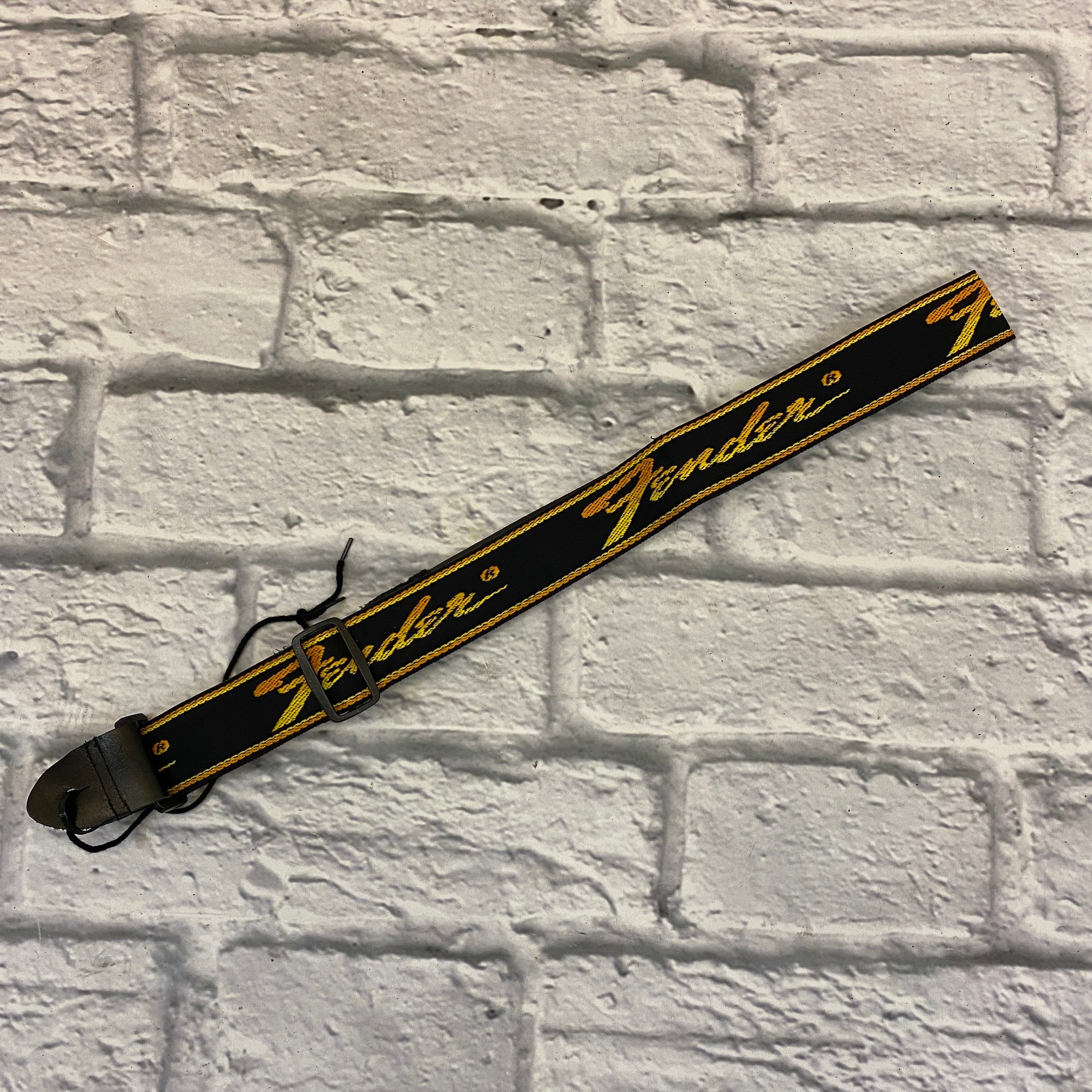 Fender Gold Logo Guitar Strap