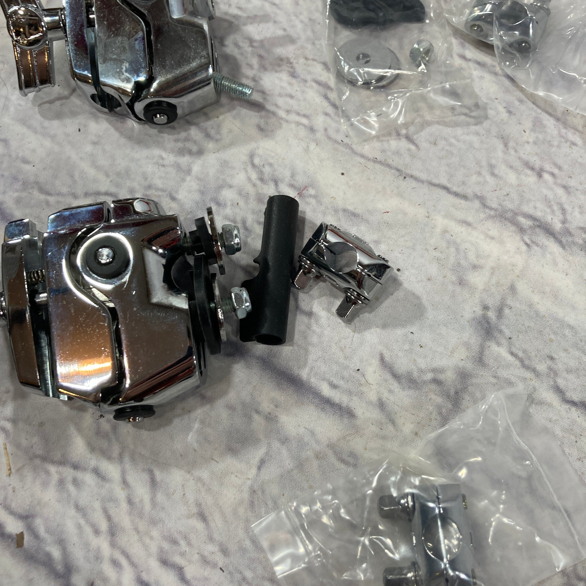 Atlas LAPAM3 Floor Tom Bracket Set