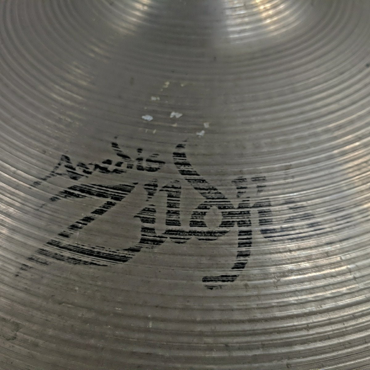 Zildjian Avedis Rock Crash 18 Crash Cymbal