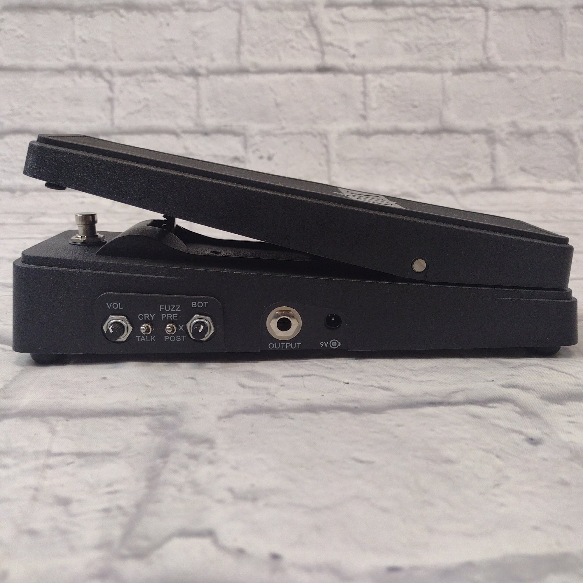 Electro Harmonix Cock Fight Plus Cocked Talking Wah Fuzz Pedal