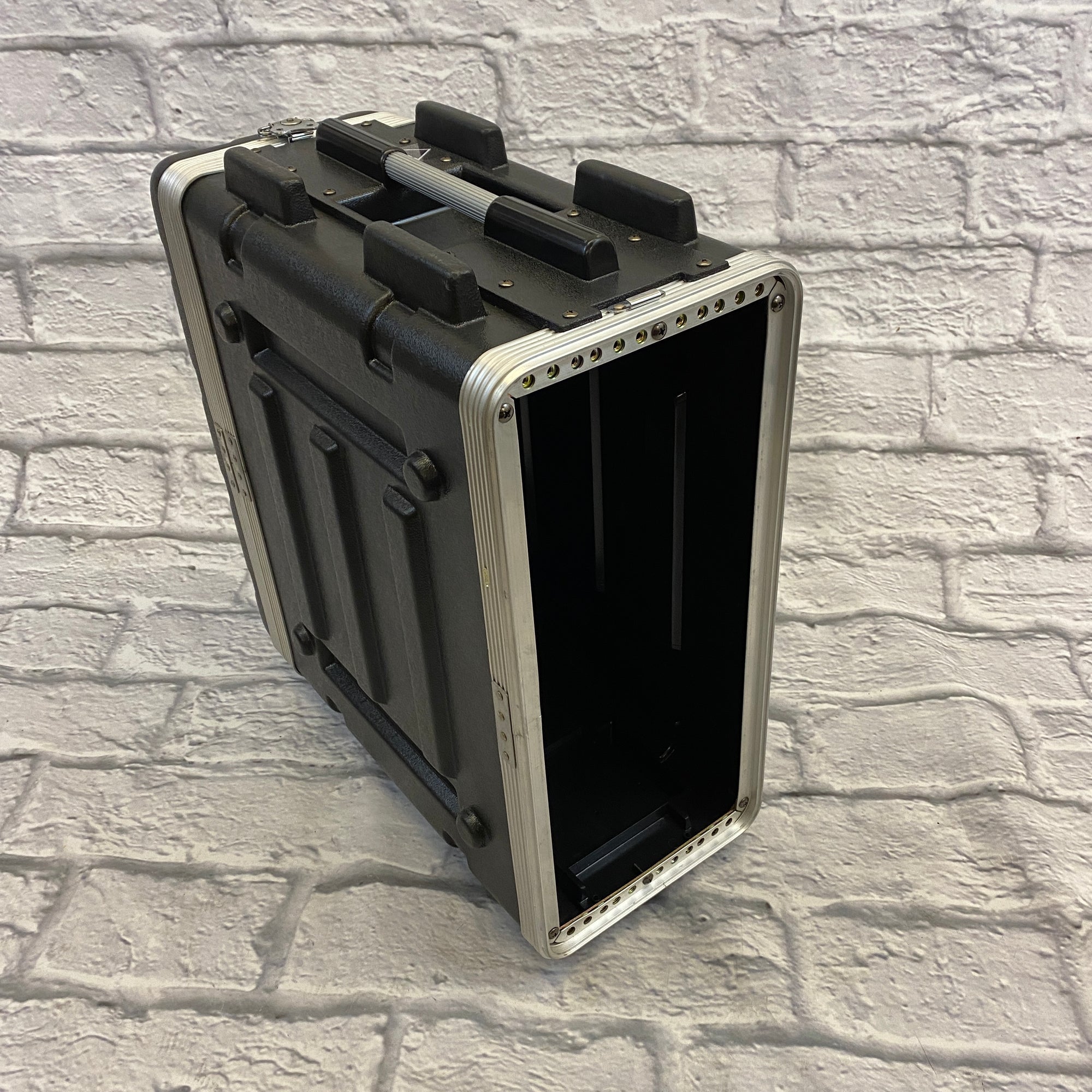 Molded Plastic 4 Space Rack Case