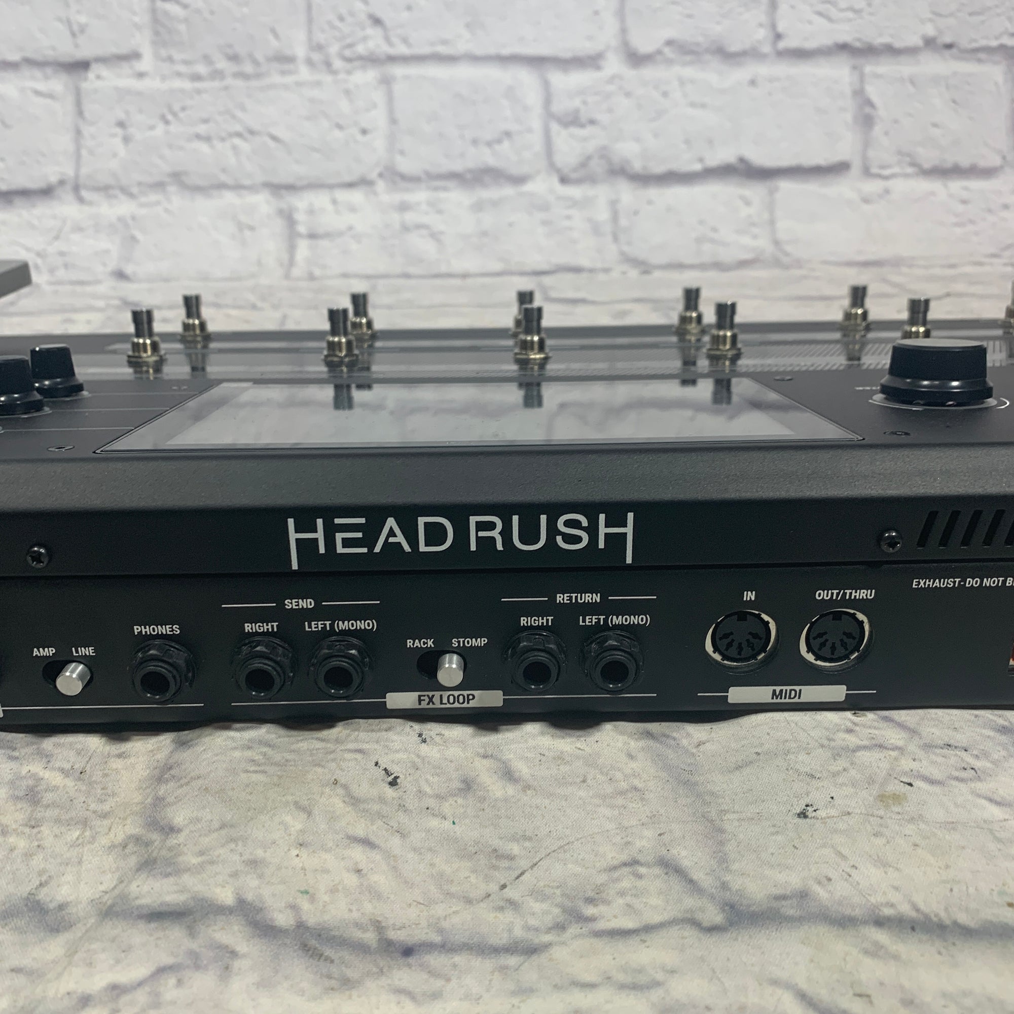 Eleven HD Expanded Headrush MultiEffect Pedalboard w/ gig bag