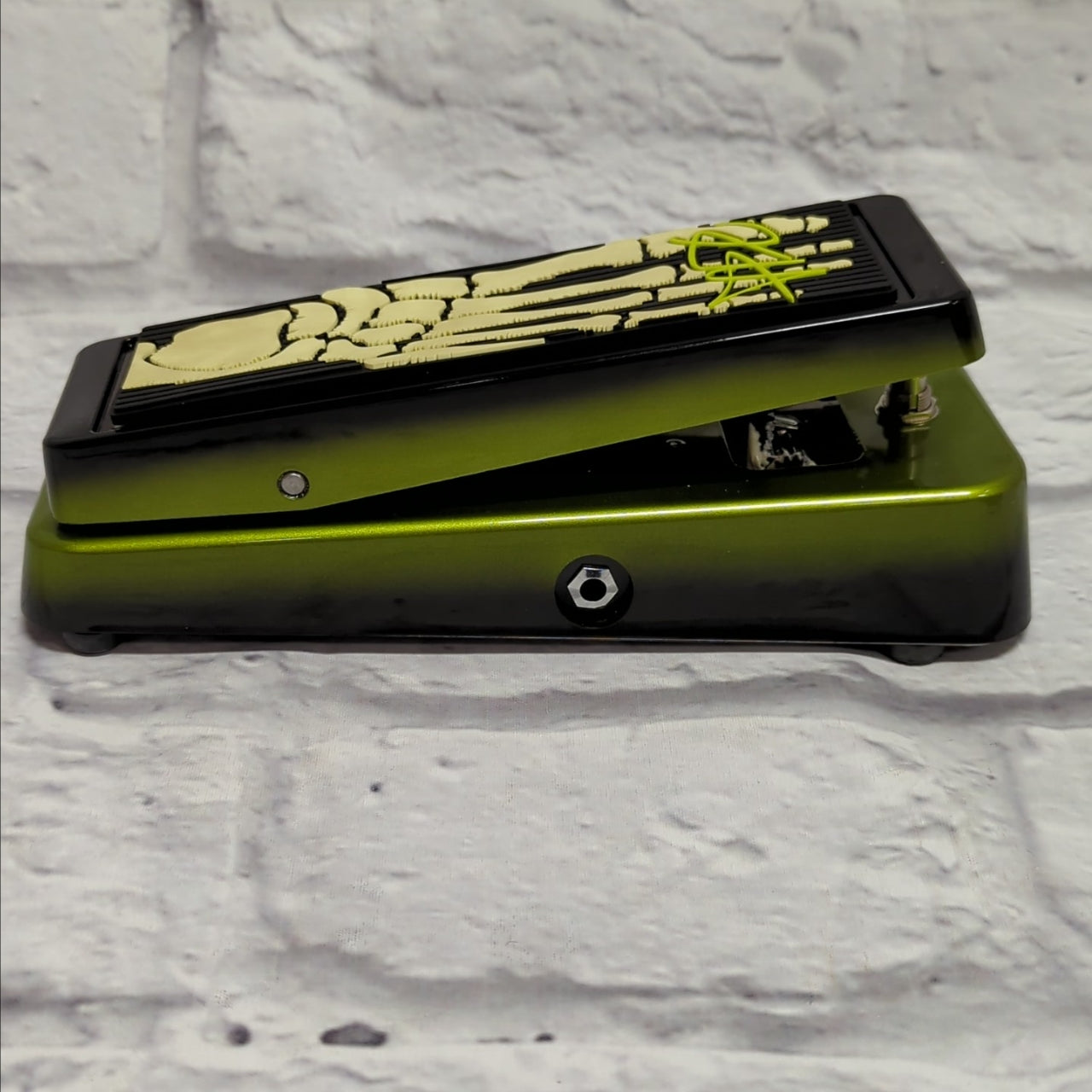 Dunlop KH95 Kirk Hammett Cry Baby Wah - Pedale Effetto Chitarra | Signature Del Chitarrista Dei Metallica - Foto 12