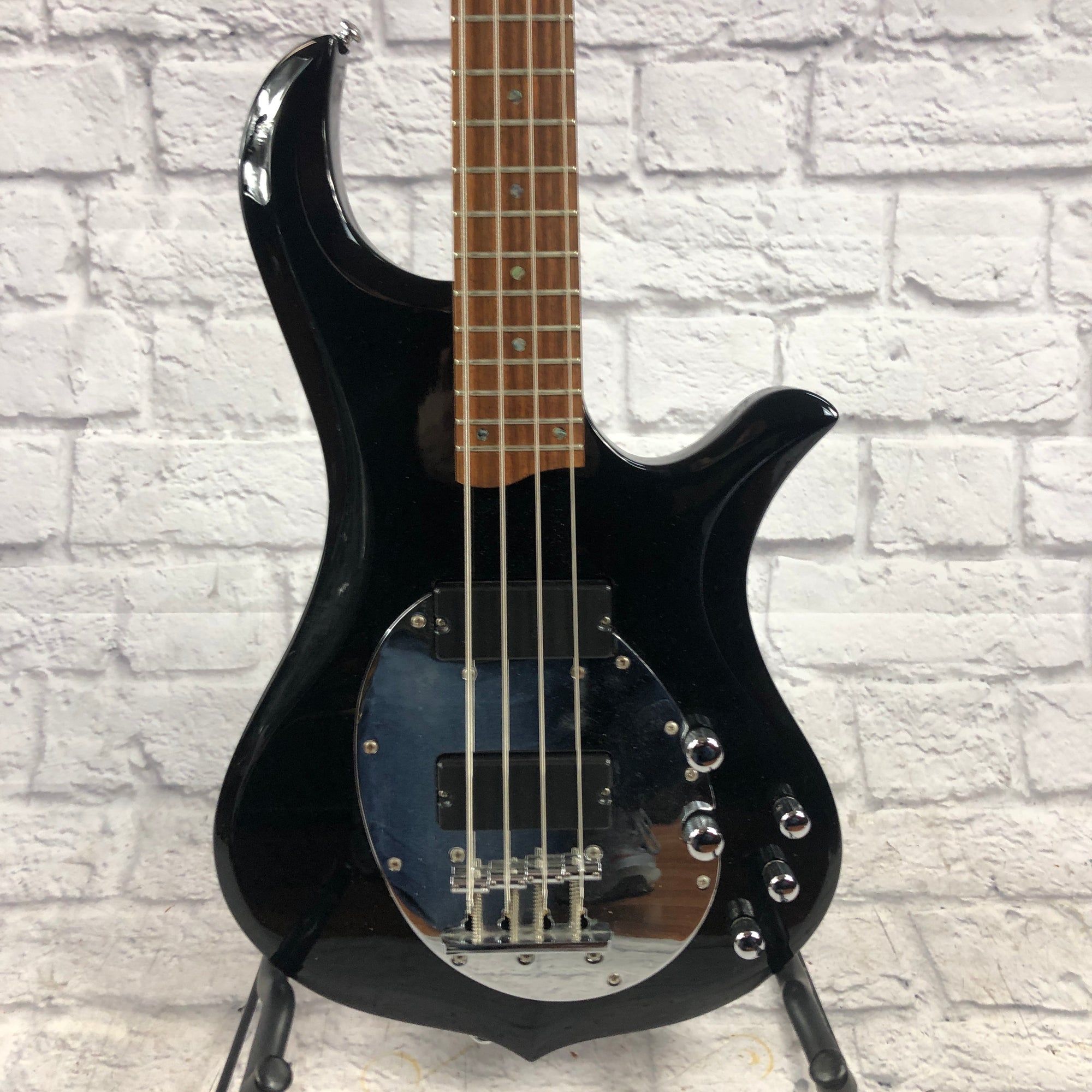 Traben Neo 4 4-String Bass Guitar - Evolution Music