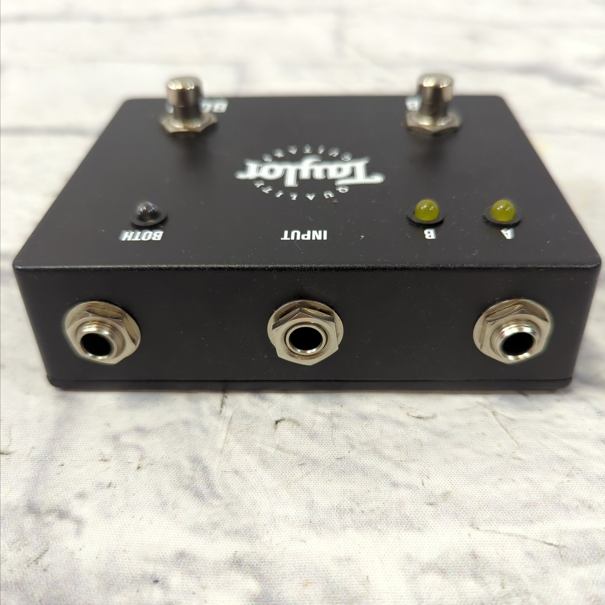 Taylor A/B Y Switch Footswitch