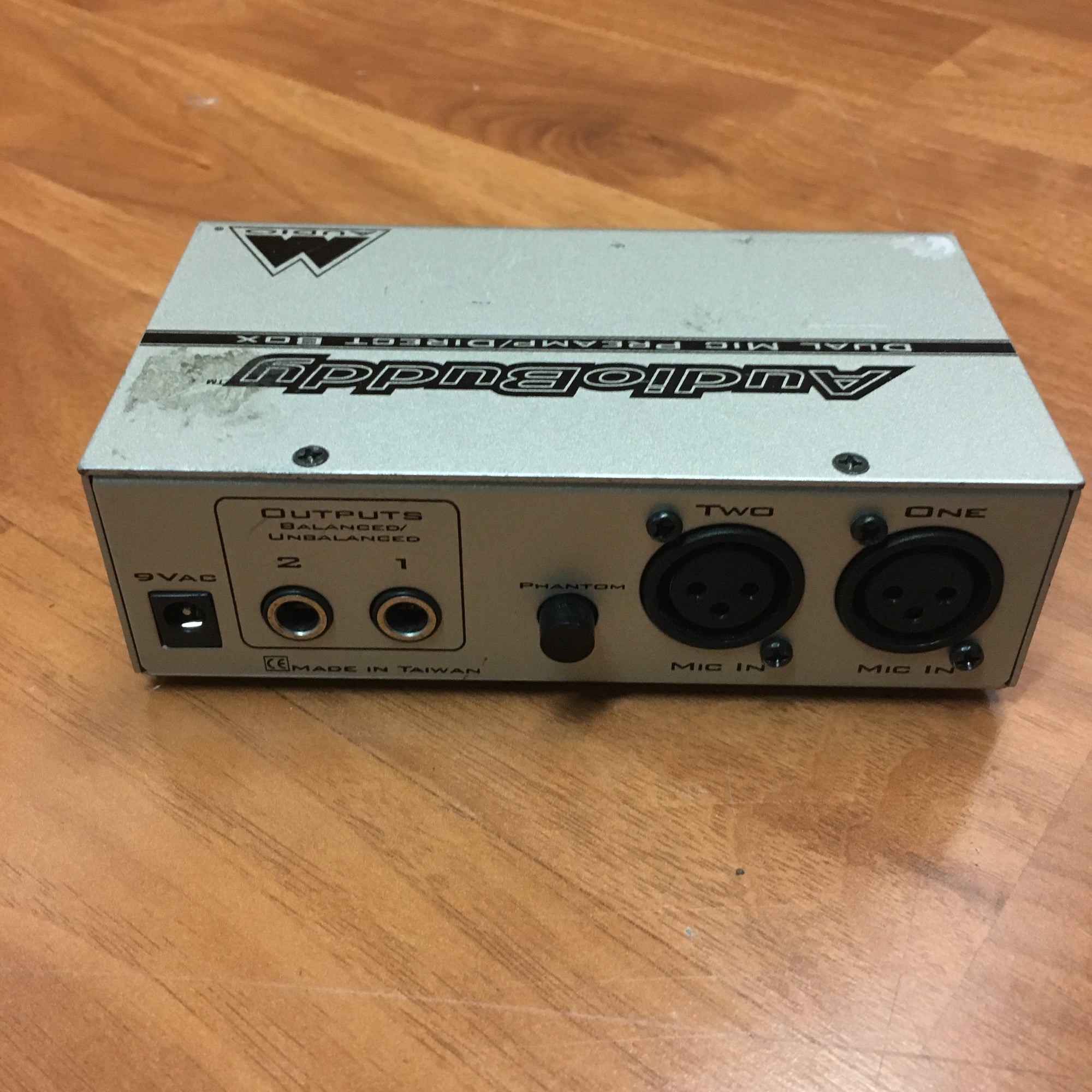 AudioBuddy Dual Mic Preamp / DI Box