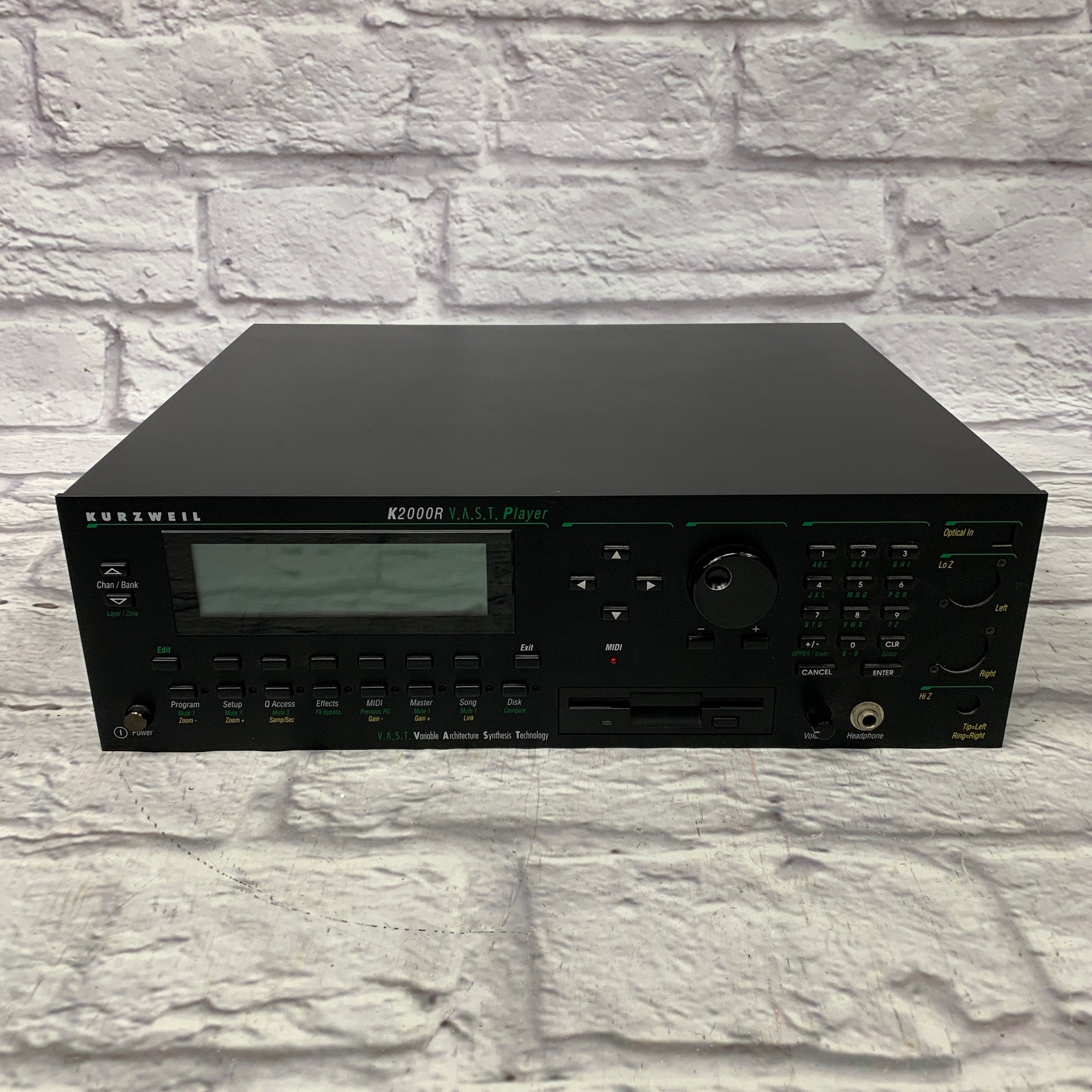 Kurzweil K2000R Rackmount Digital Workstation Sound Module