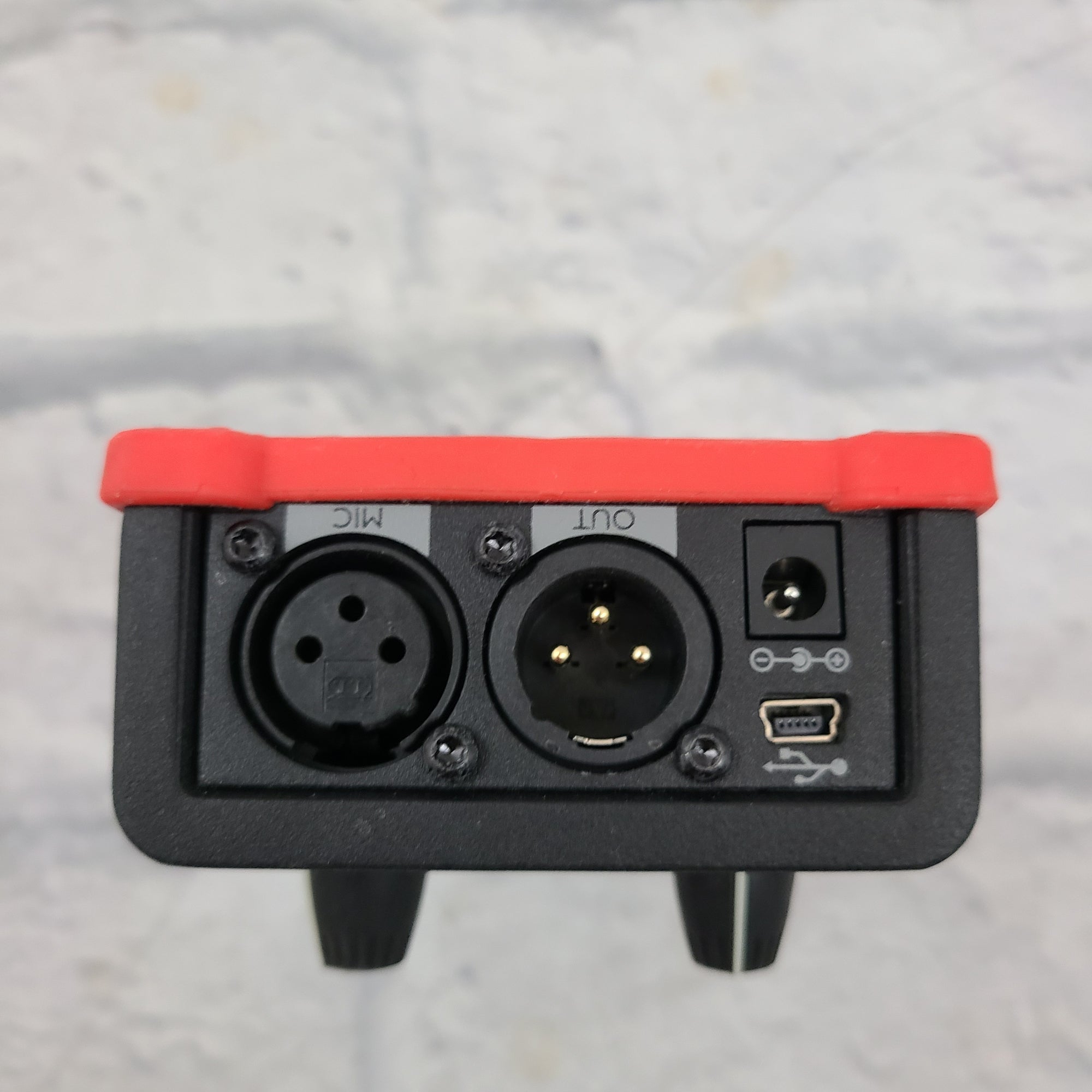 TC Helicon Vocal Tuned Reverb Vocal Effect Pedal