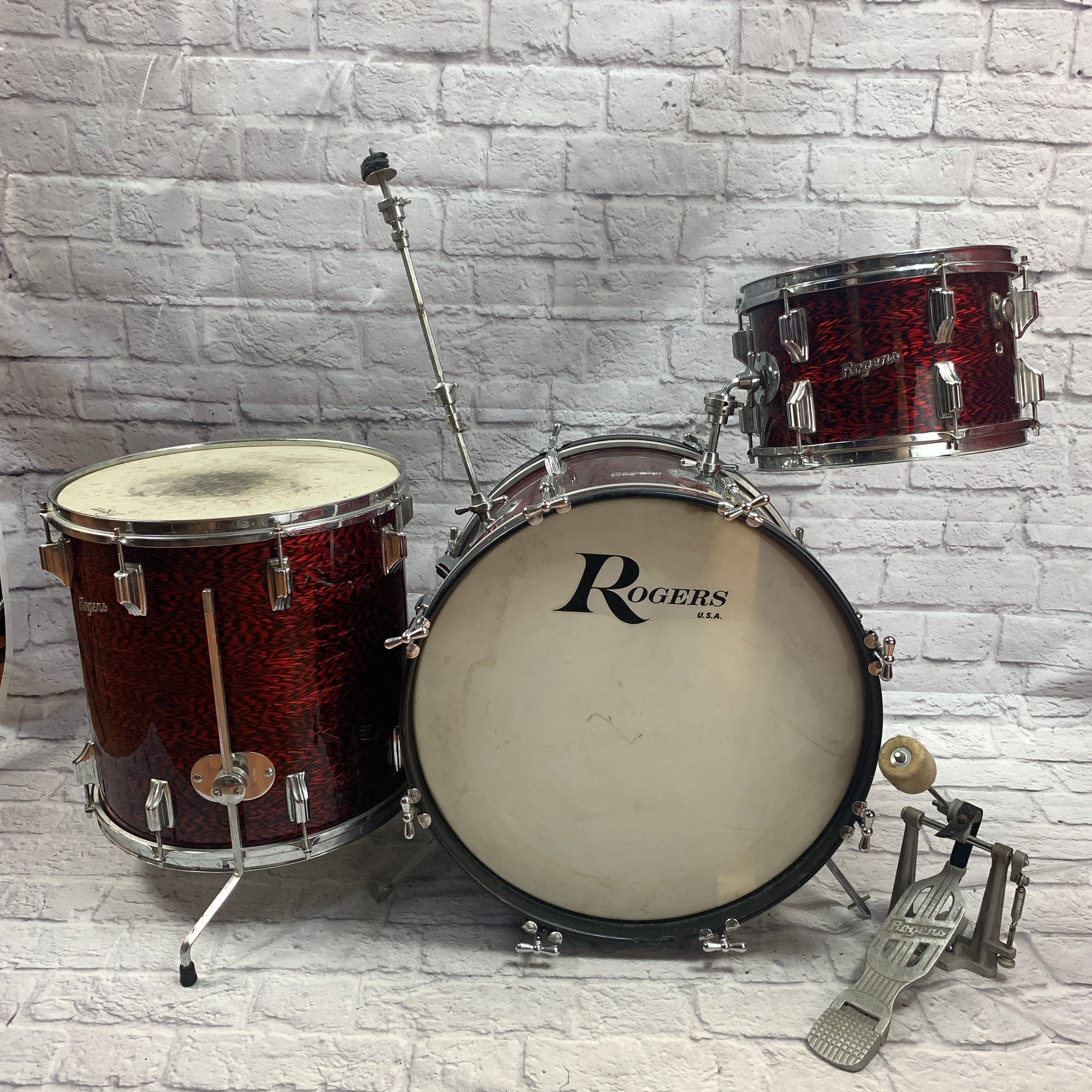 Vintage Rogers Holiday Swingtime 3pc Drum Kit in Red Onyx