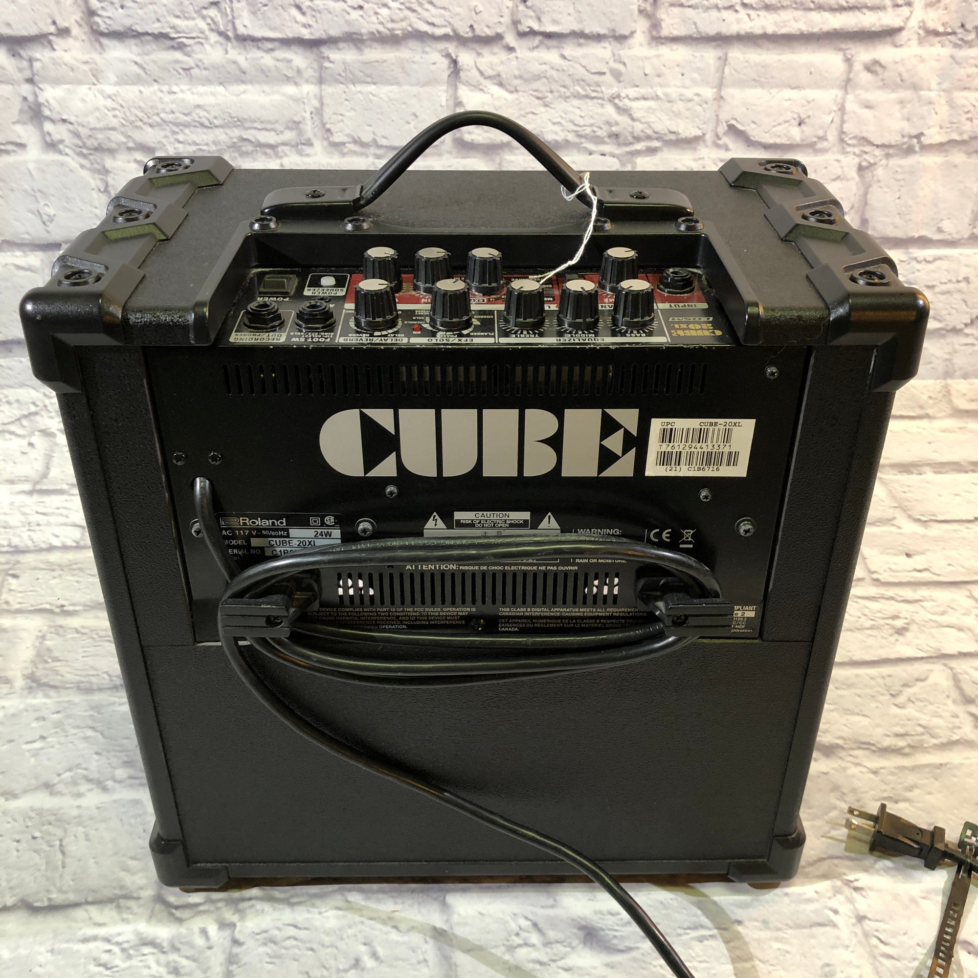 Roland Cube 20XL Guitar Combo - Evolution Music