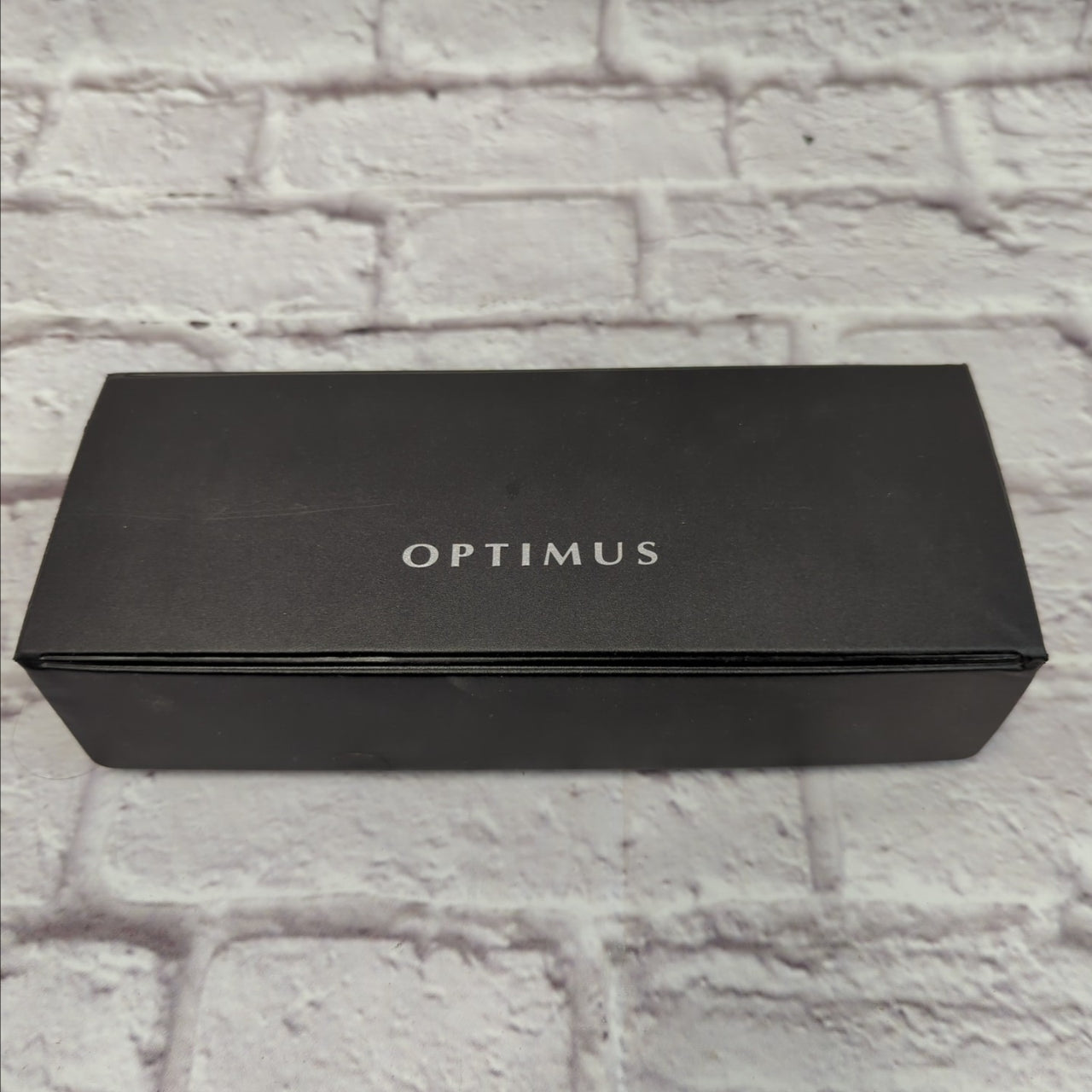 Optimus 33-3018 Dynamic Vocal Microphone