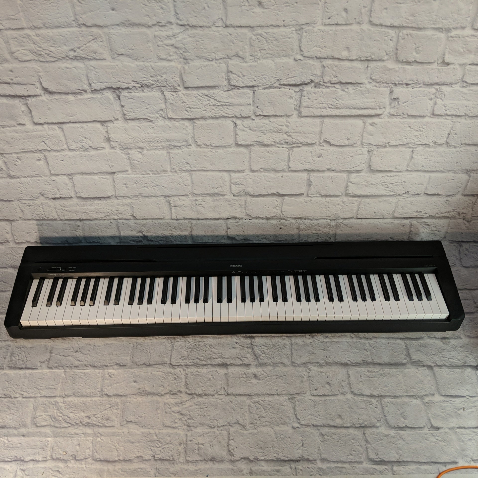 pedal yamaha p45 Yamaha P-45 Digital Piano with Sustain Pedal