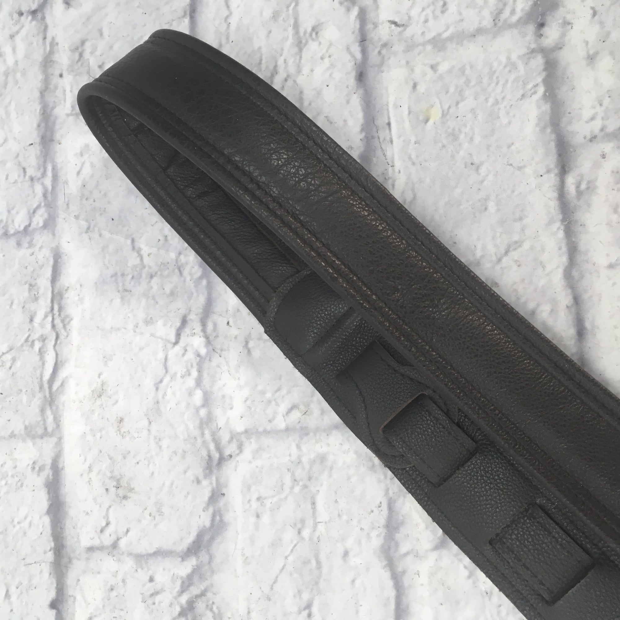 Artist Showcase Leather Guitar Strap Viceroy I (Thin Dk Brown)