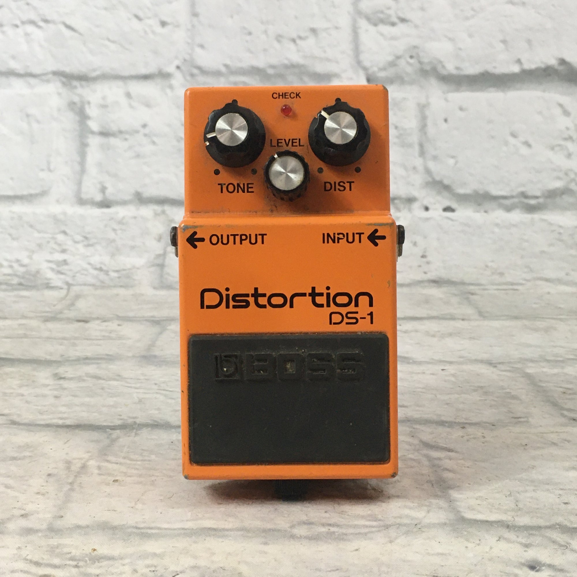 Boss DS-1 Distortion Pedal