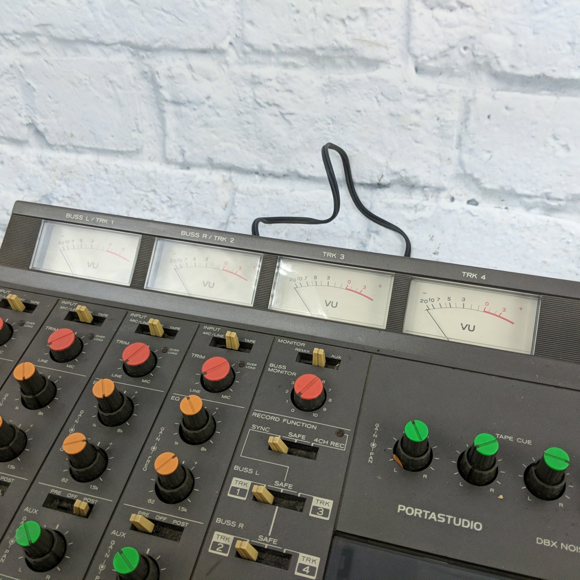 Tascam 244 Portastudio