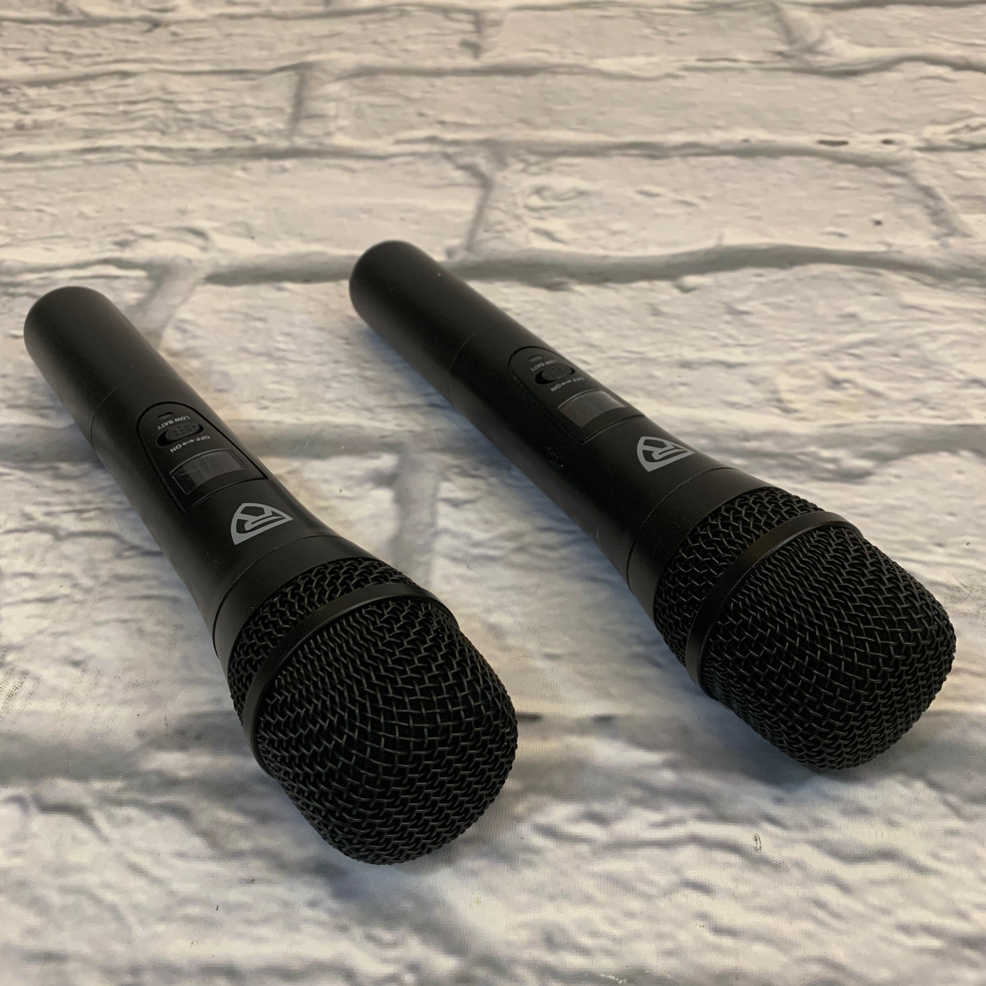 Rockville RWM1203VH VHF Wireless Dual Handheld Microphone System