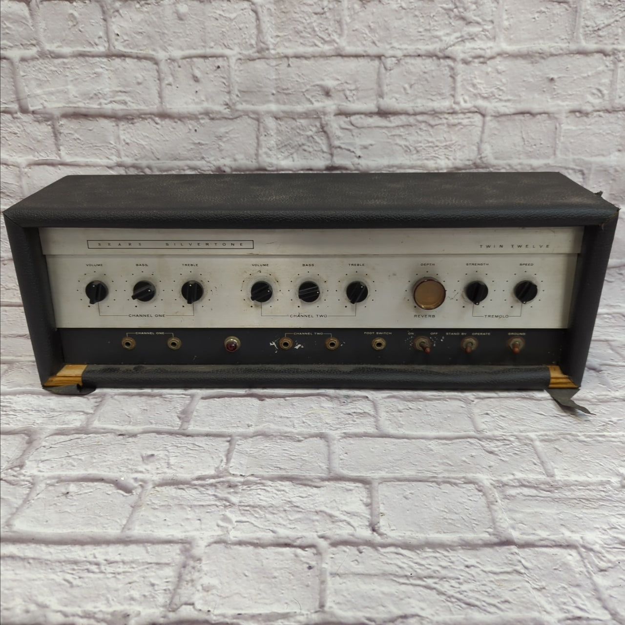 Silvertone Sears Model 1484 Twin Twelve 60-Watt Tube Guitar Head