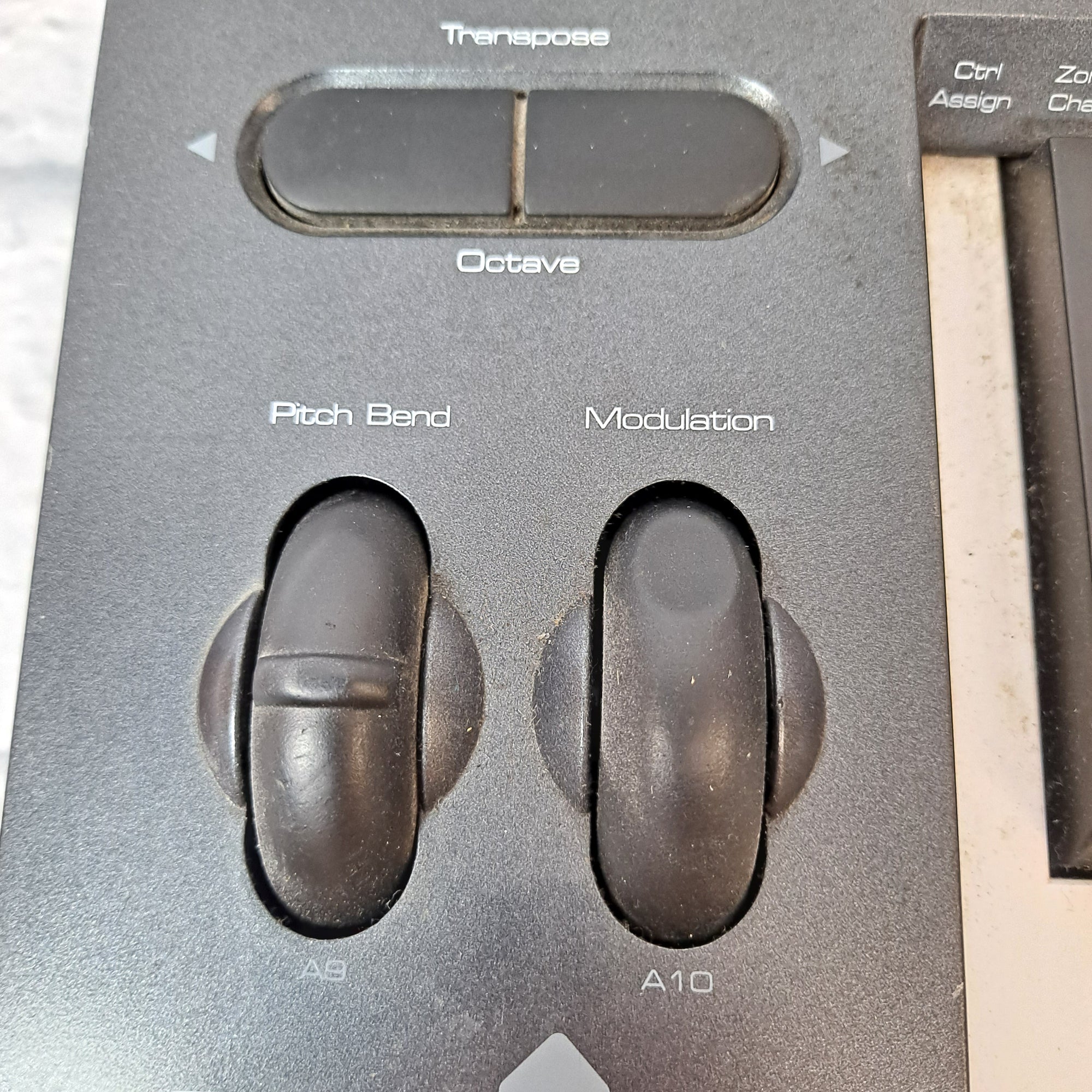 M Audio Axiom 25 midi controller
