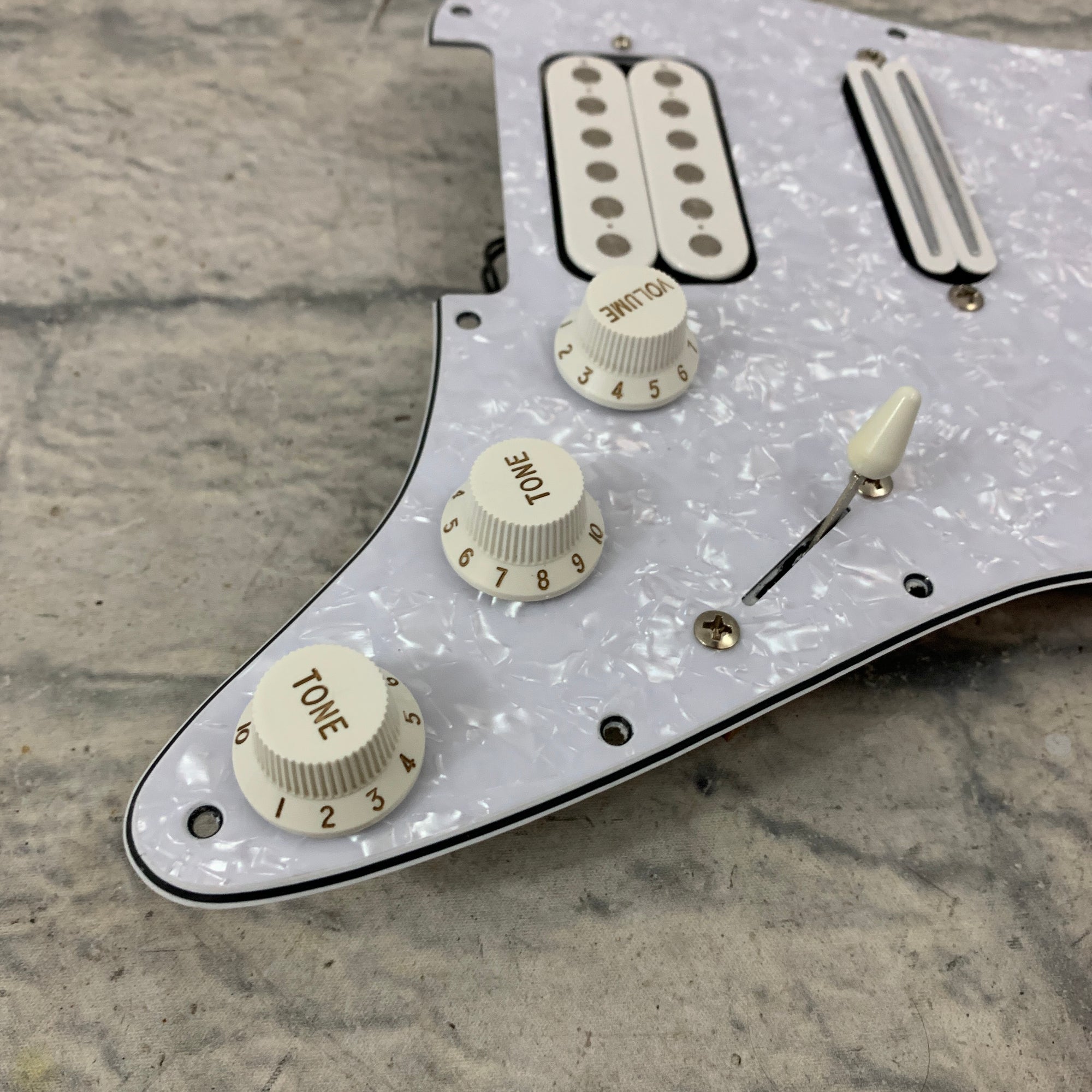Dragonfire Hot Rails/Humbucker Loaded Pickguard