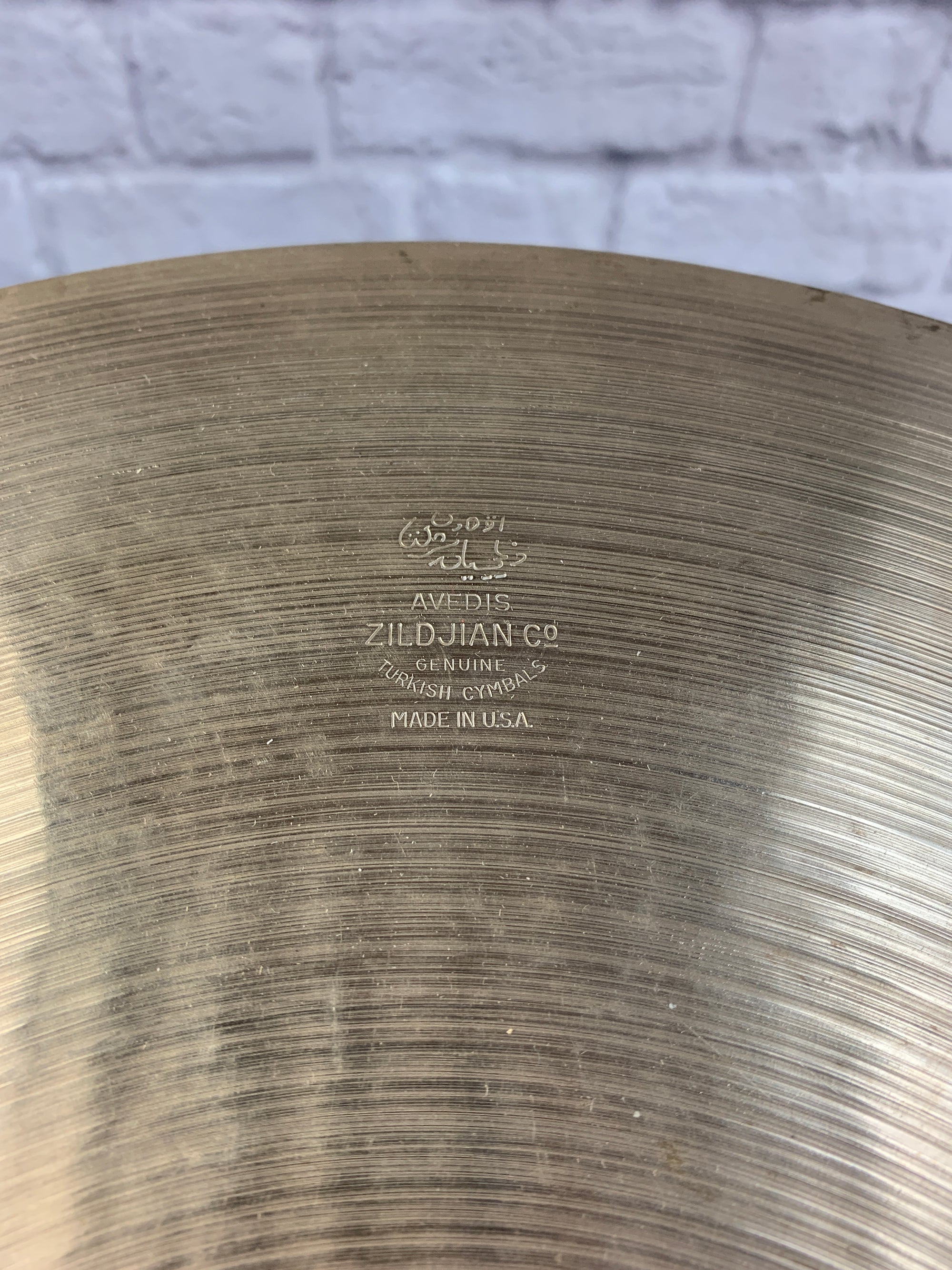 Vintage Zildjian 18 Ride Cymbal *Keyholing*