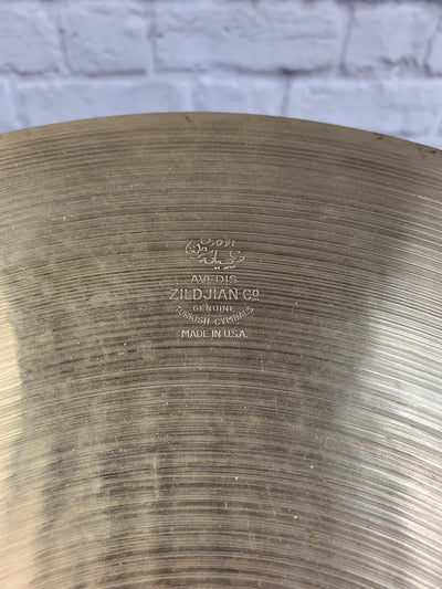 Vintage Zildjian 18 Ride Cymbal *Keyholing*