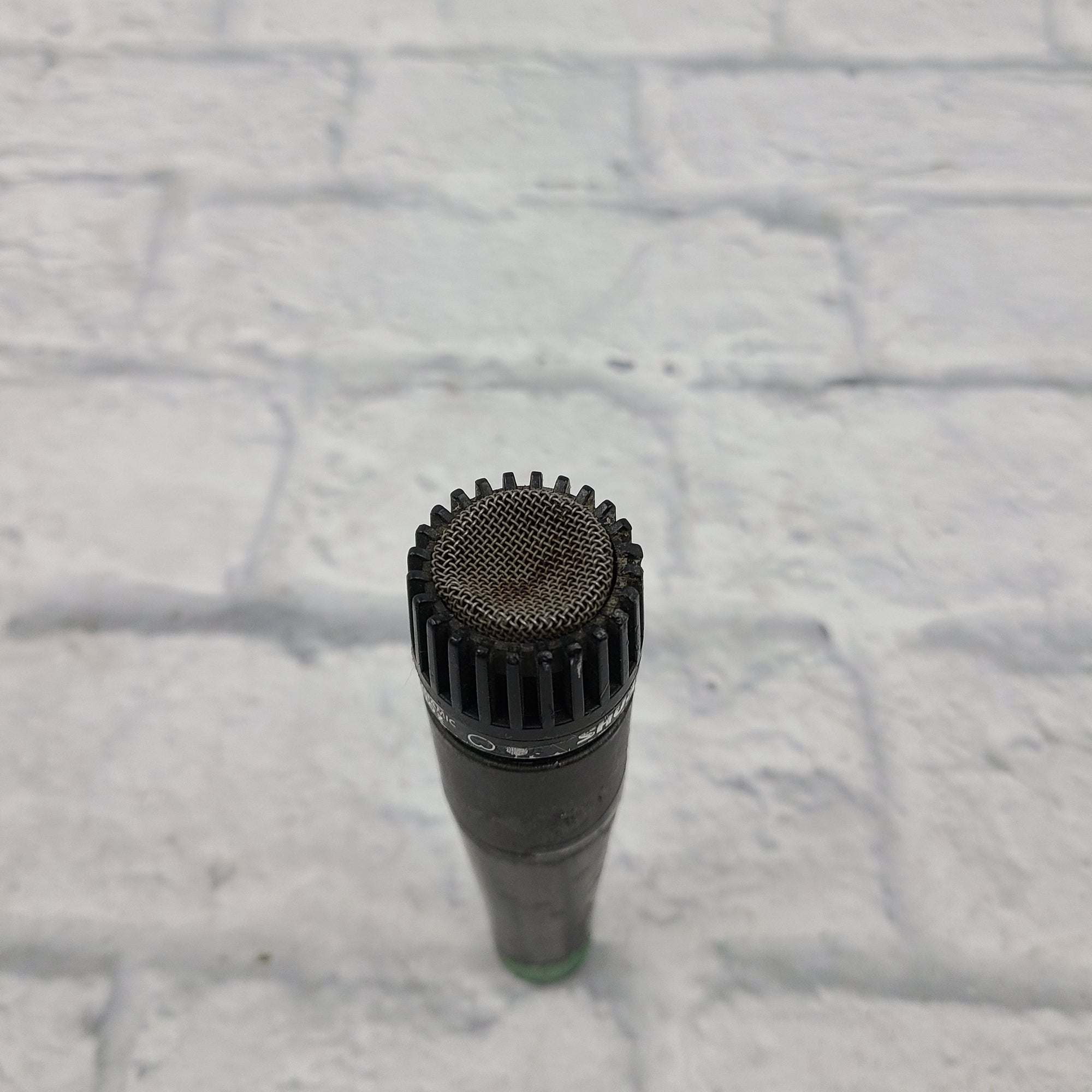 Shure SM57 Dynamic Microphone