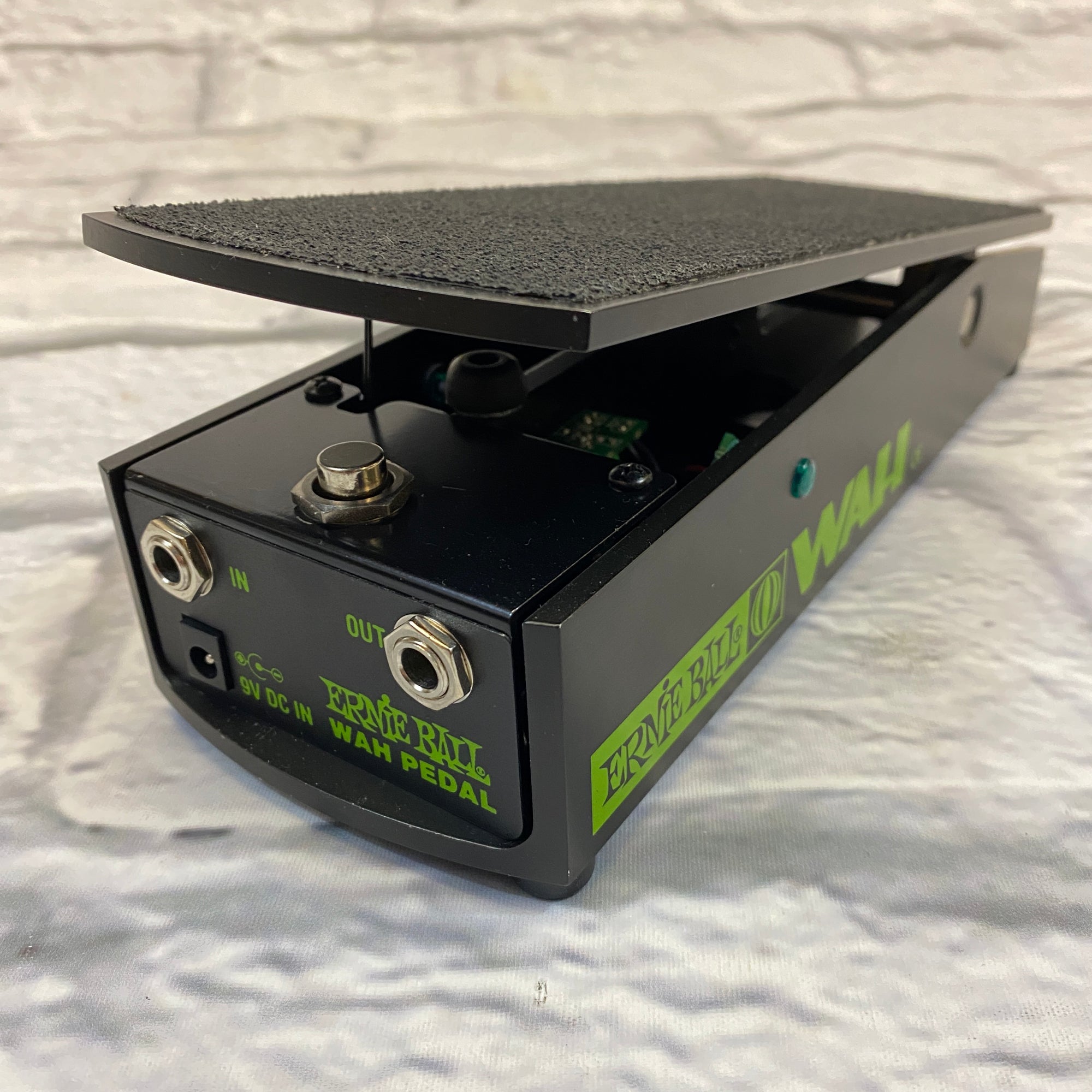 ernie ball wah pedal 6185 Ernie Ball 6185 Wah Pedal