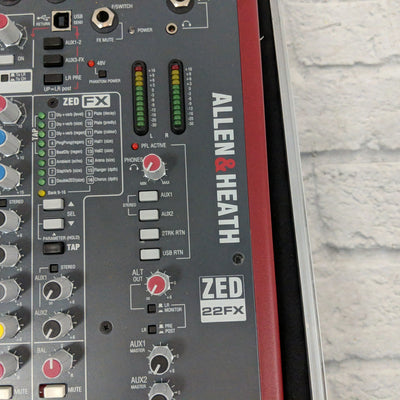 Allen & Heath ZED-22FX 22-Channel w/ Case