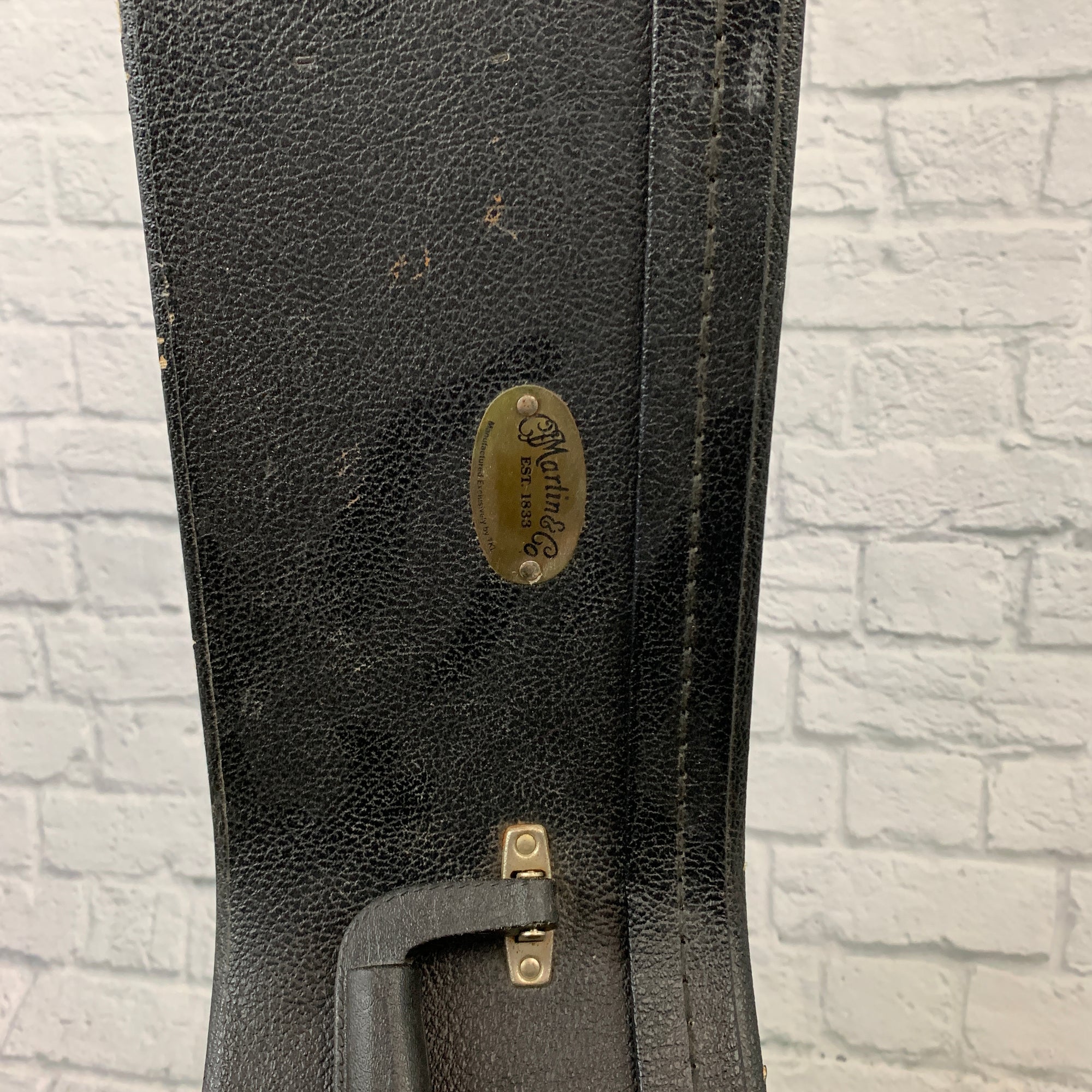 TKL Martin & Co. Dreadnought Acoustic Guitar Hardshell Hard Case